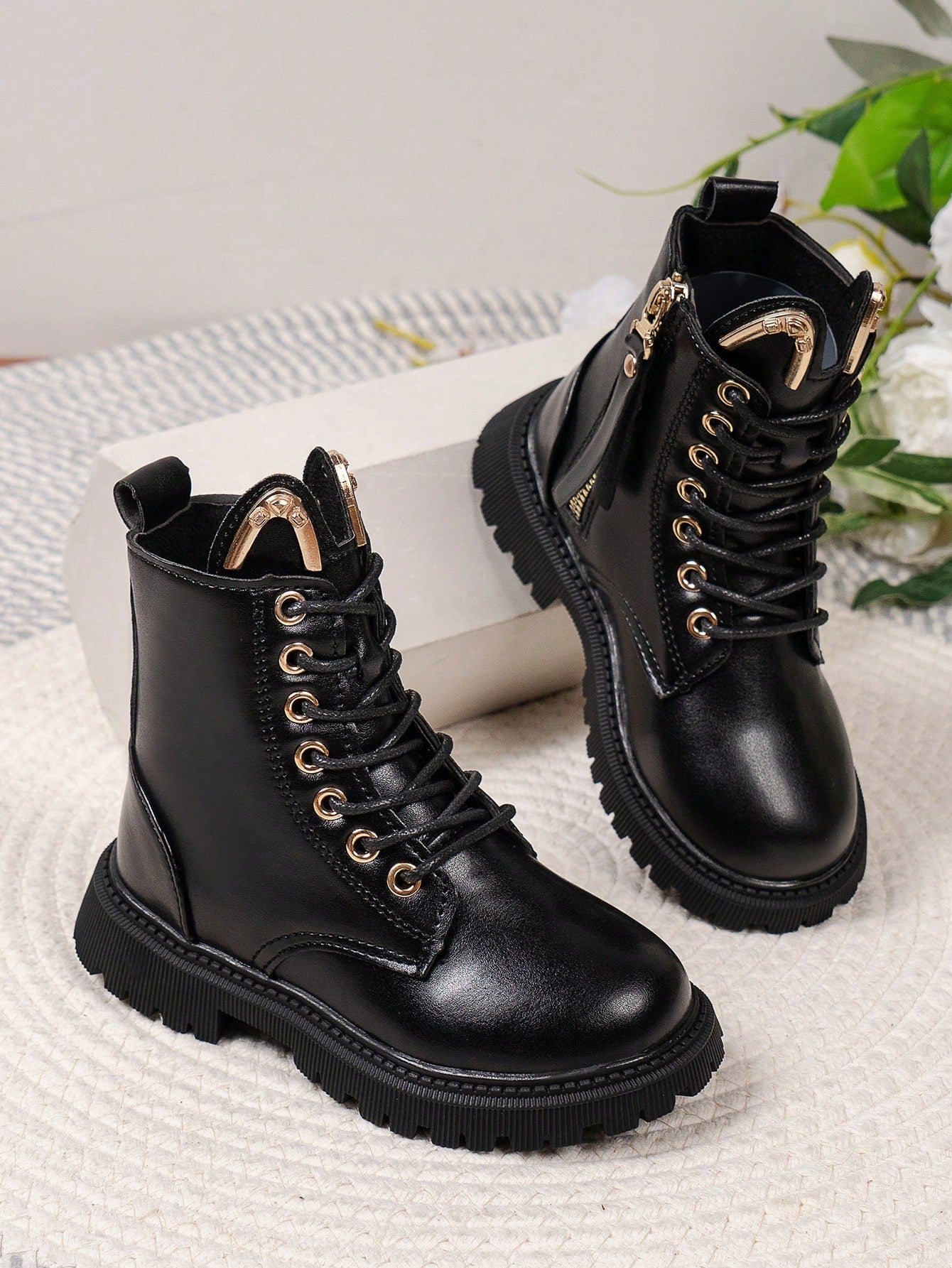 Girls' Fashionable Side Zipper Black Boots