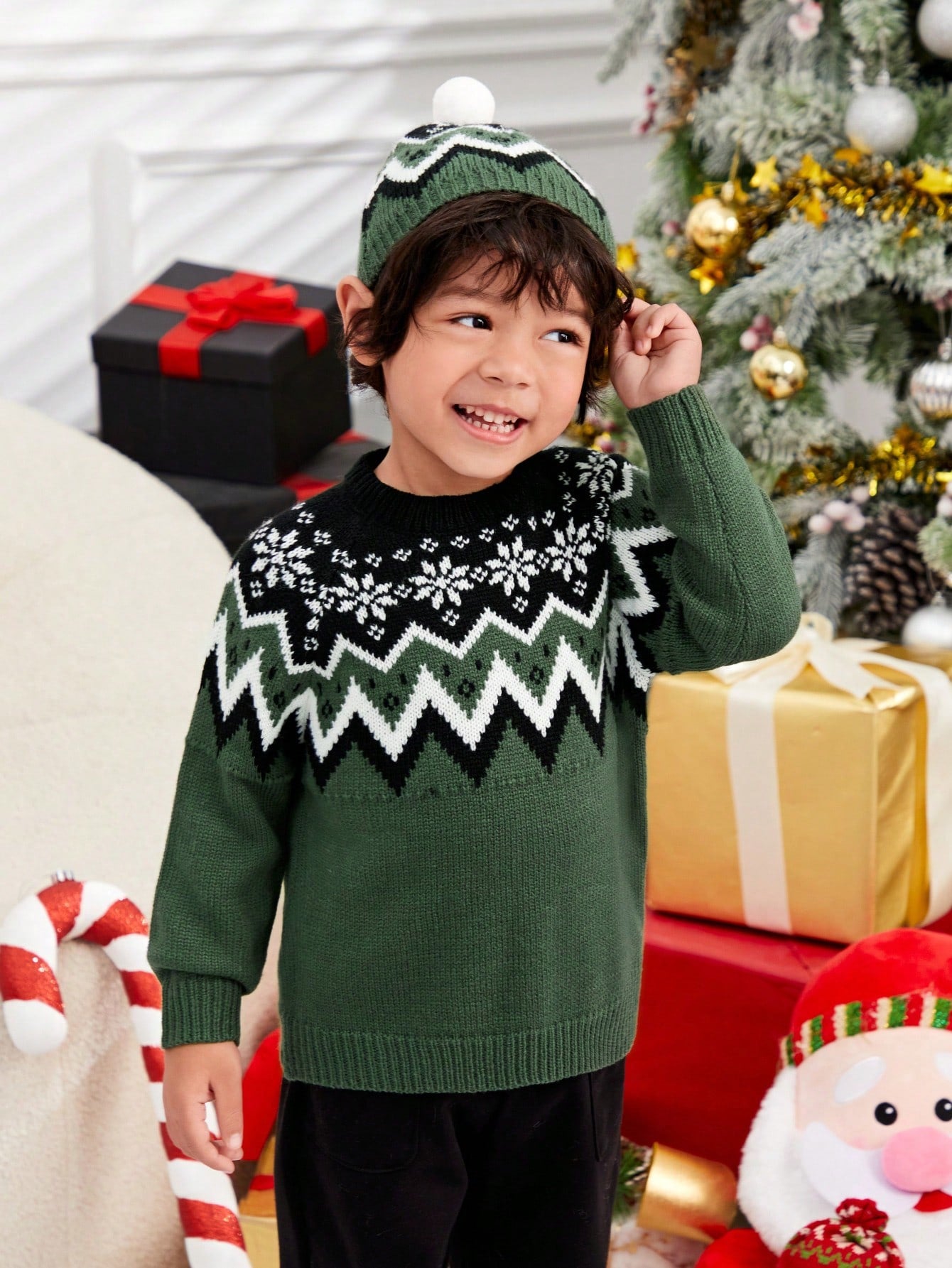 Boys Geo Pattern Raglan Sleeve Sweater