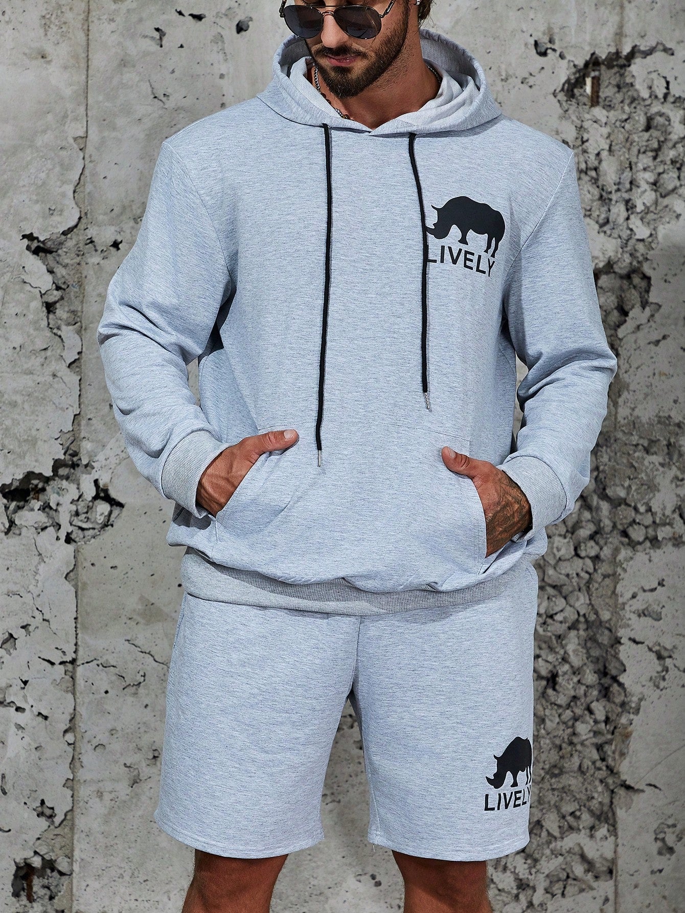 Men Plus Letter Graphic Drawstring Hoodie & Shorts