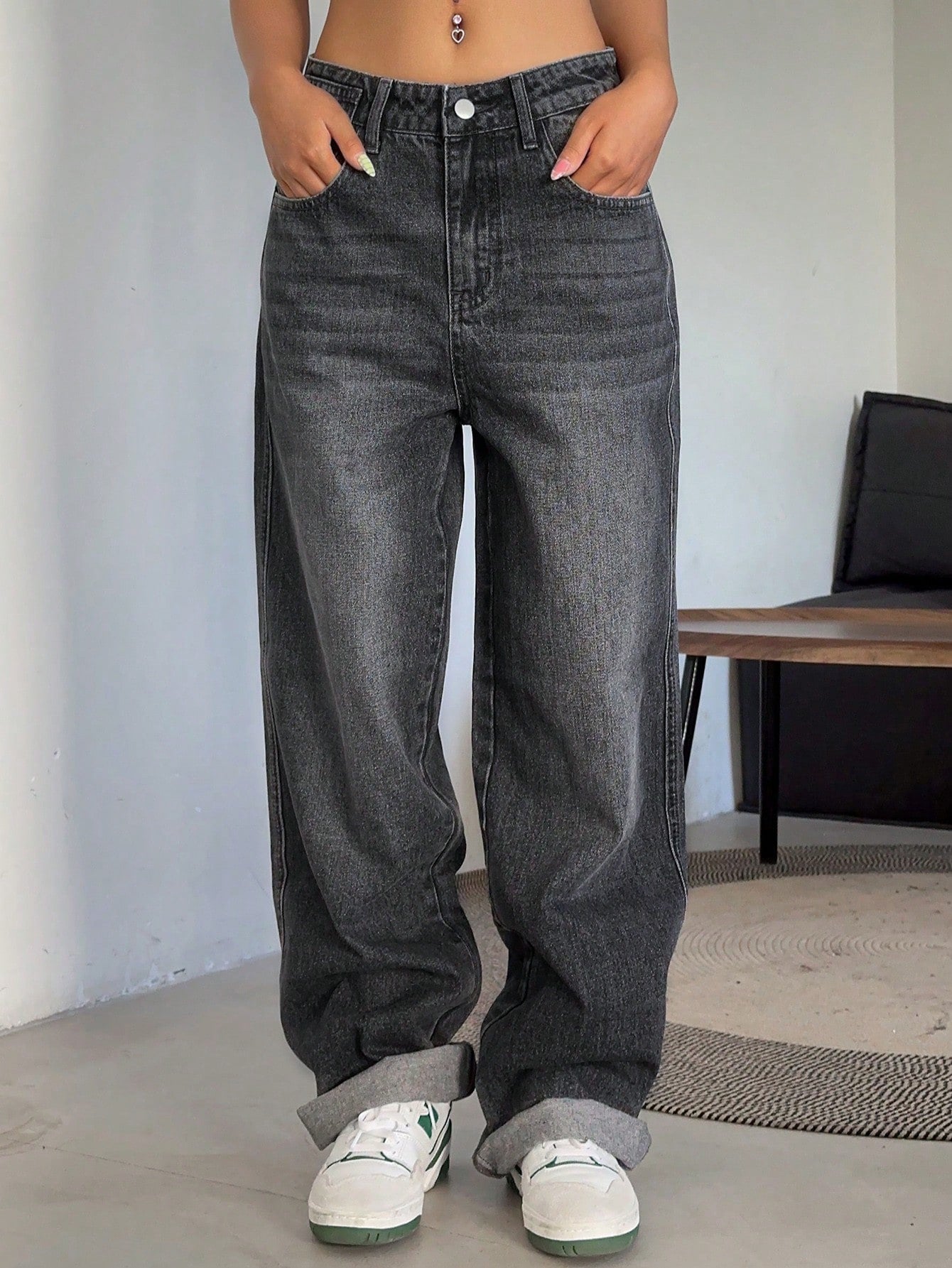 Casual Straight Leg Jeans With Washing Effect