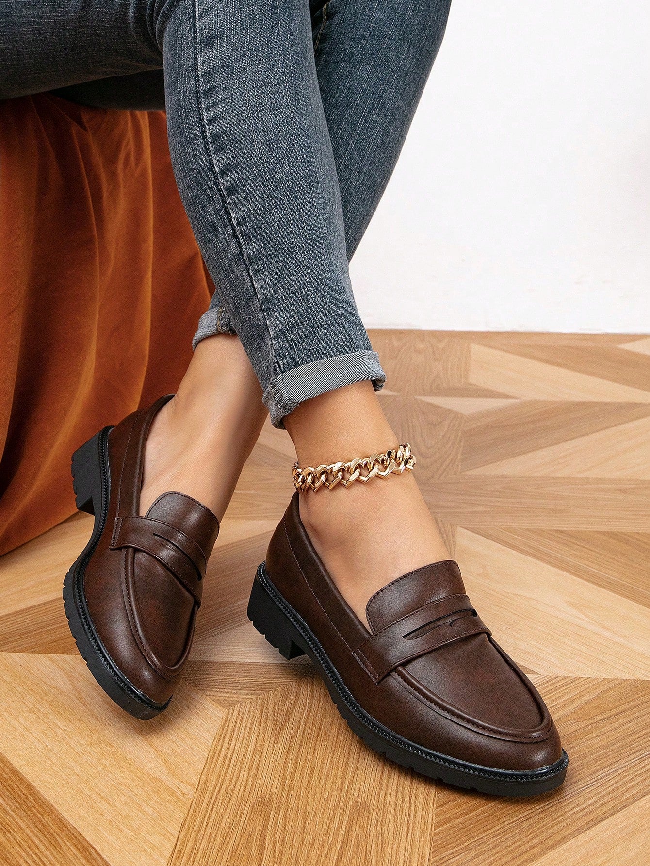 Women Black Minimalist Flats,  Elegant Round Toe Penny Loafers