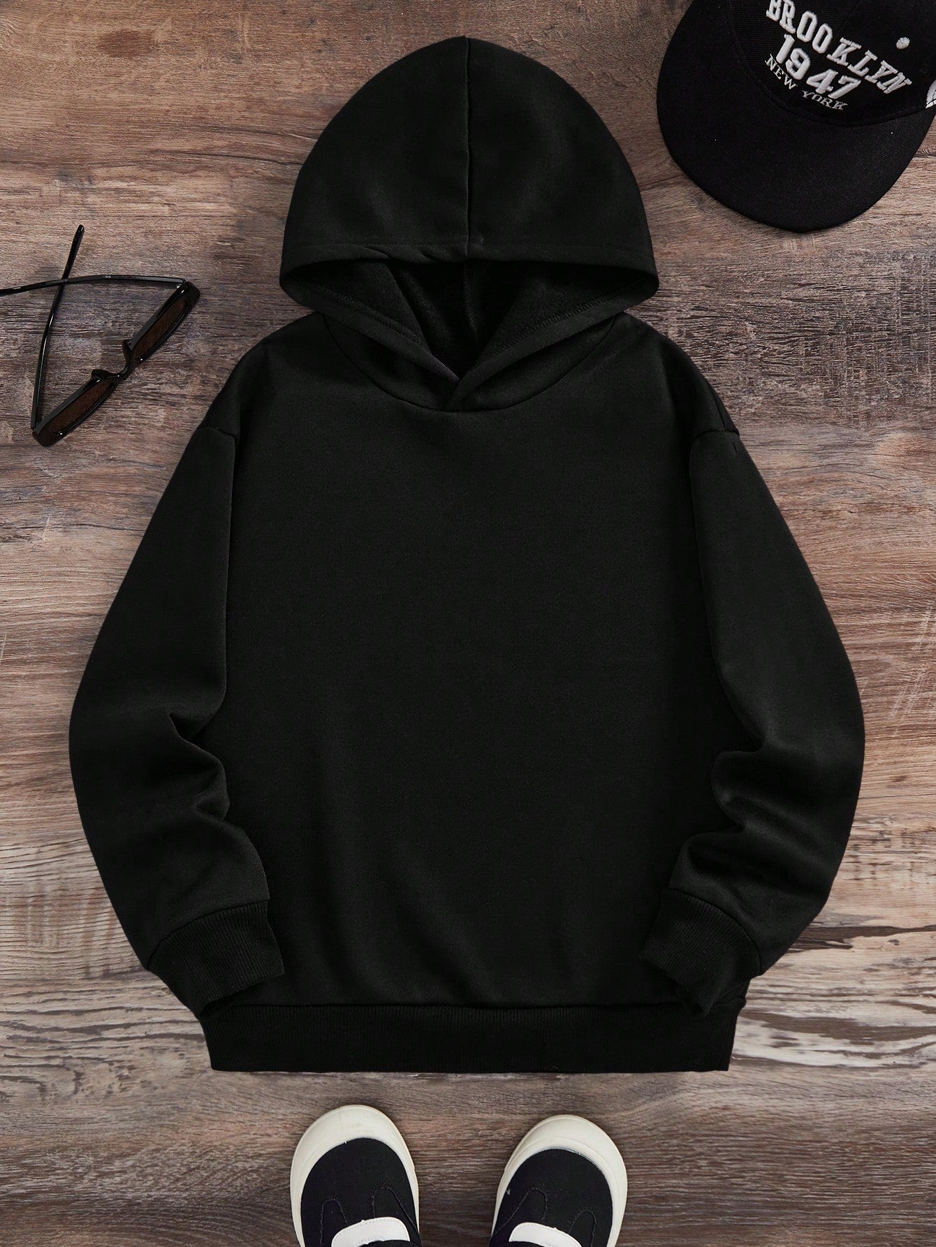 Teen Boy Bear & Slogan Graphic Hoodie