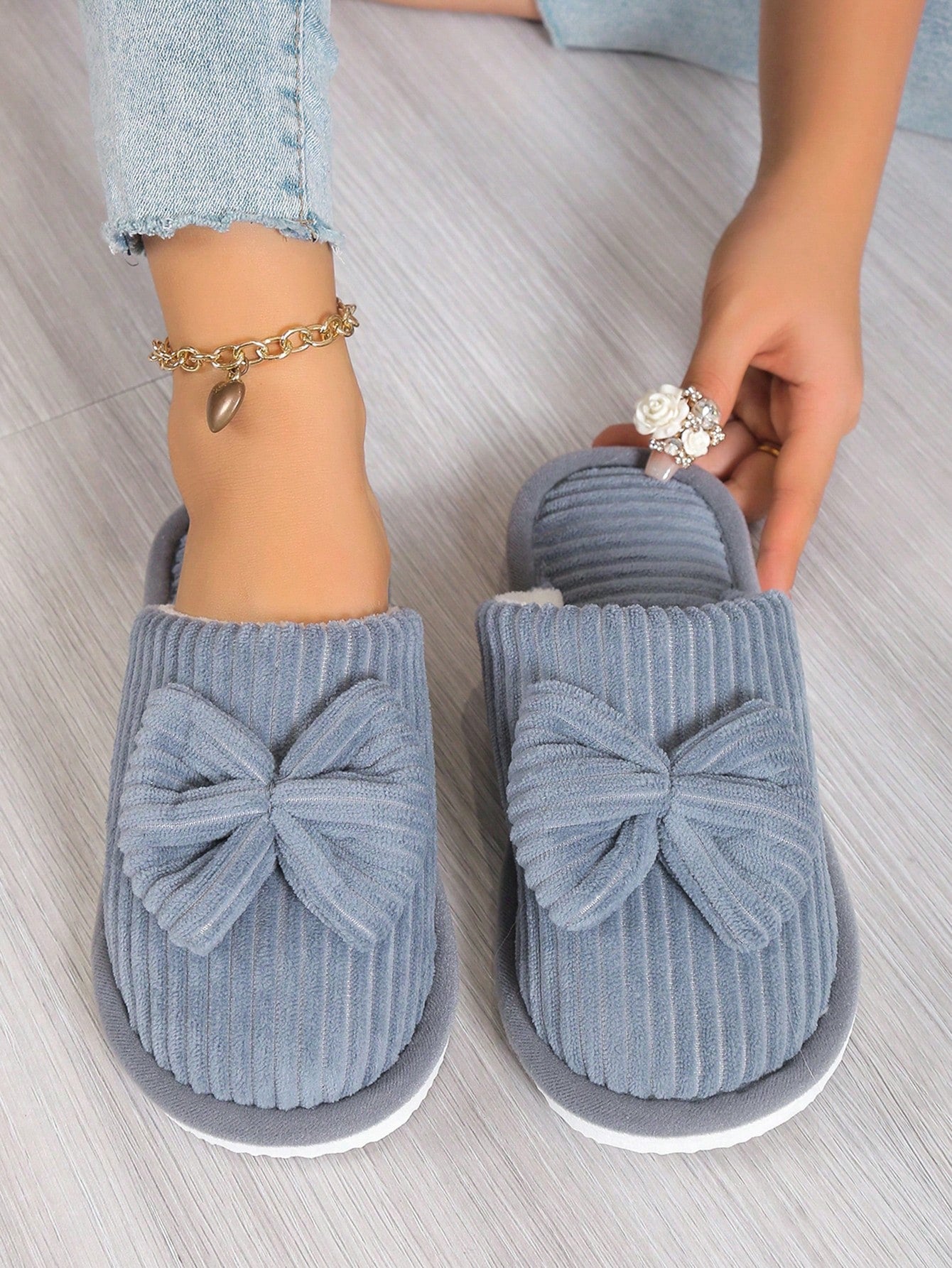 Women's Velvet Bedroom Slippers With Bowknot Decoration, Home Indoor Shoes