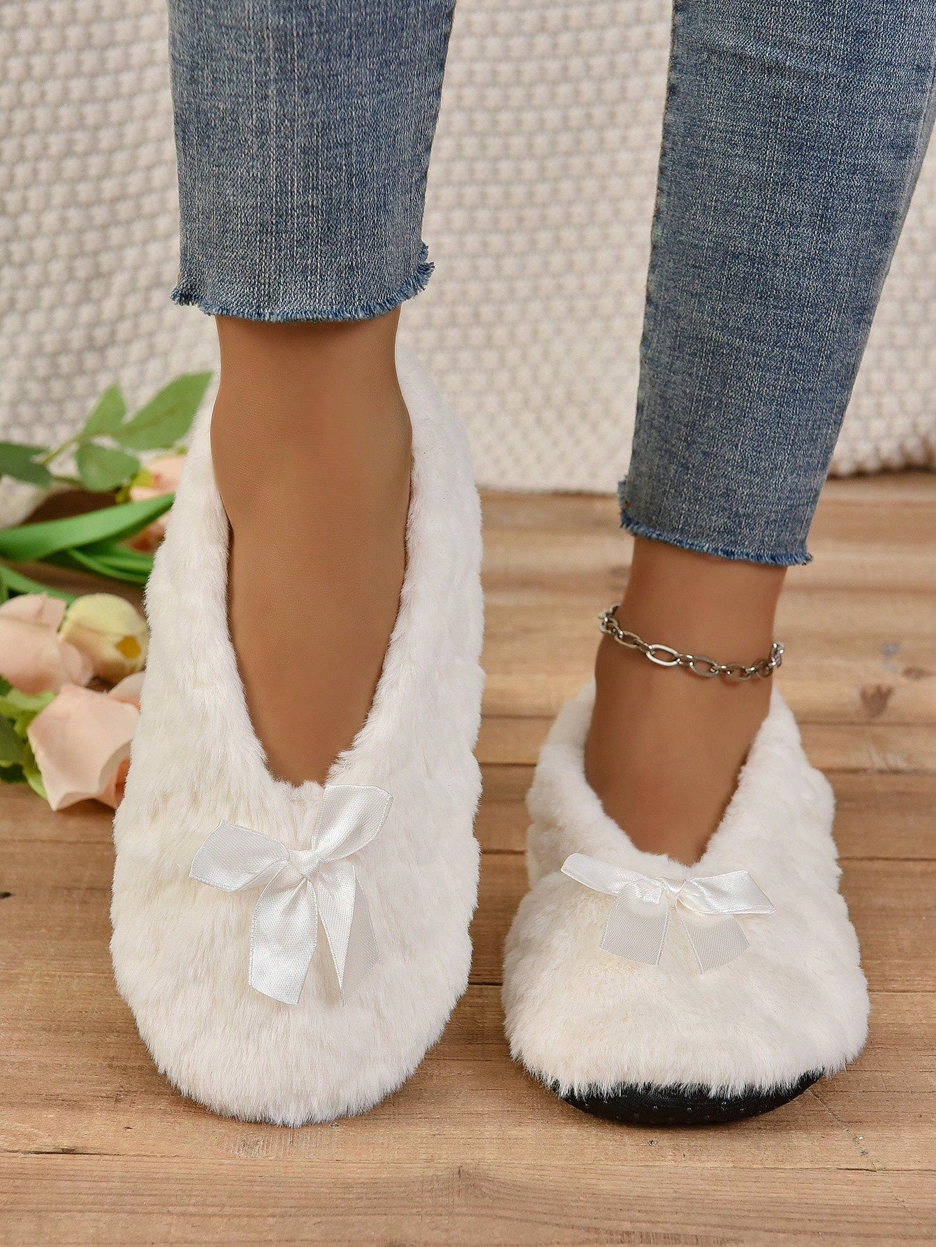 Women's Indoor Soft & Comfortable Warm Furry Home Slippers, Winter Bedroom Slipper With Bowknot Decor, Silent Sole, Socks-like, Suitable For Gifts