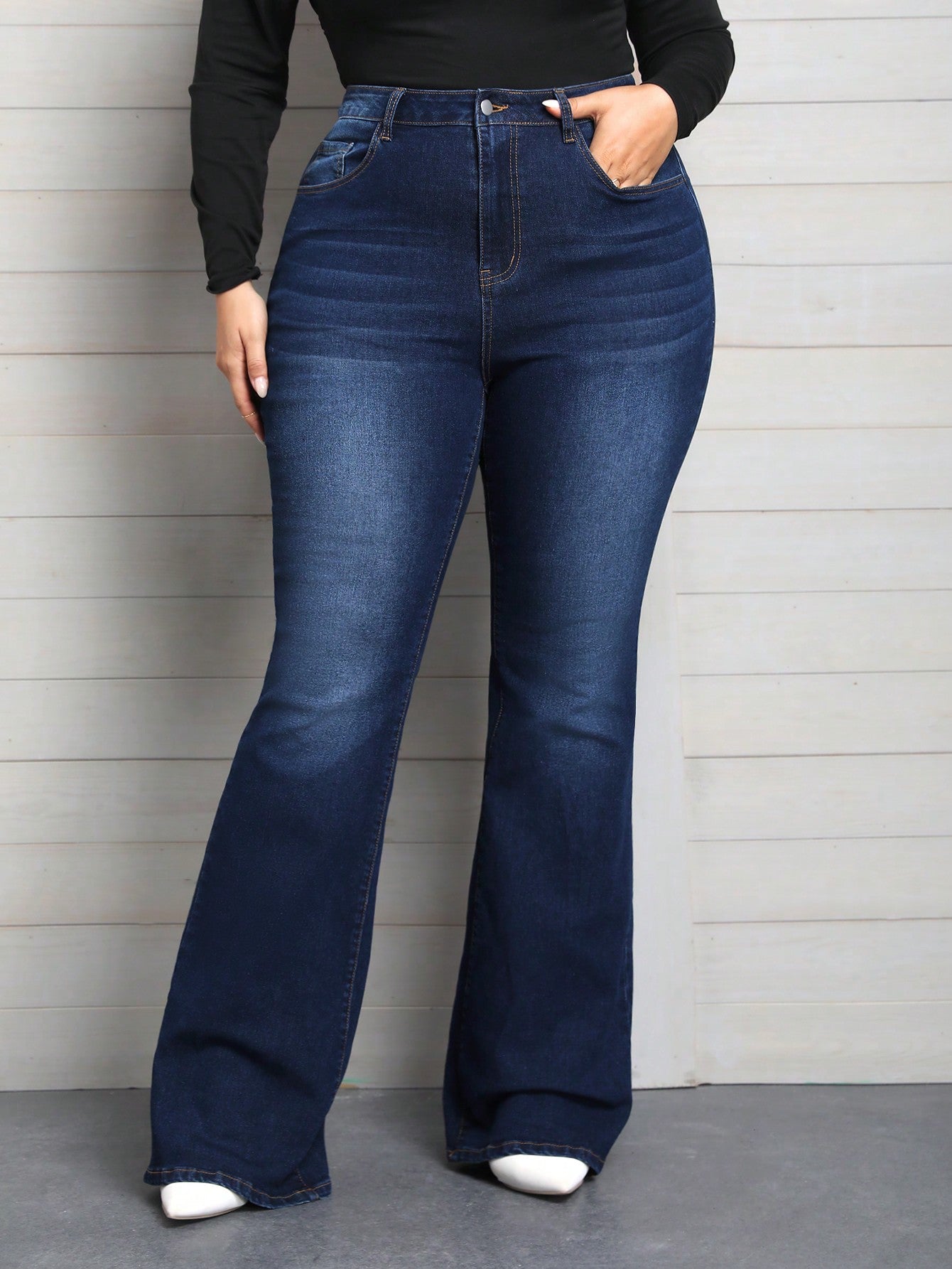 Plus Size Women's Elastic Bell Bottom Jeans