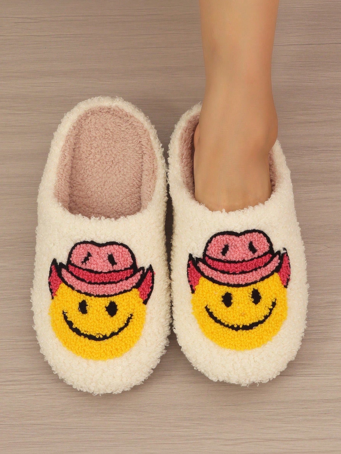 Women's Indoor House Slippers, Warm Plush, Floral Embroidery, Fashionable, Soft And Comfortable, Winter, Cartoon Style For Bedroom