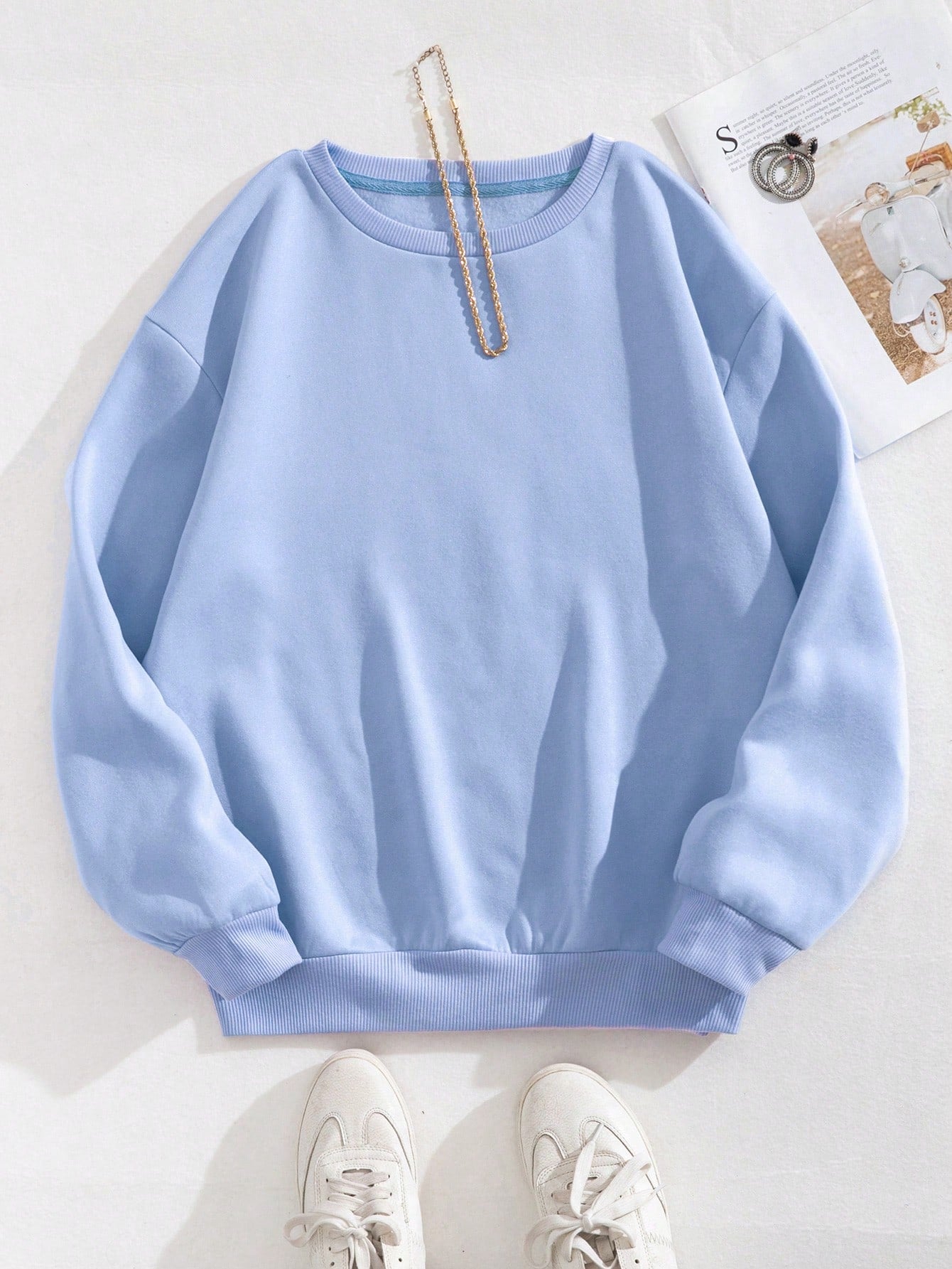 Women's Drop Shoulder Long Sleeve Sweatshirt With Round Neck