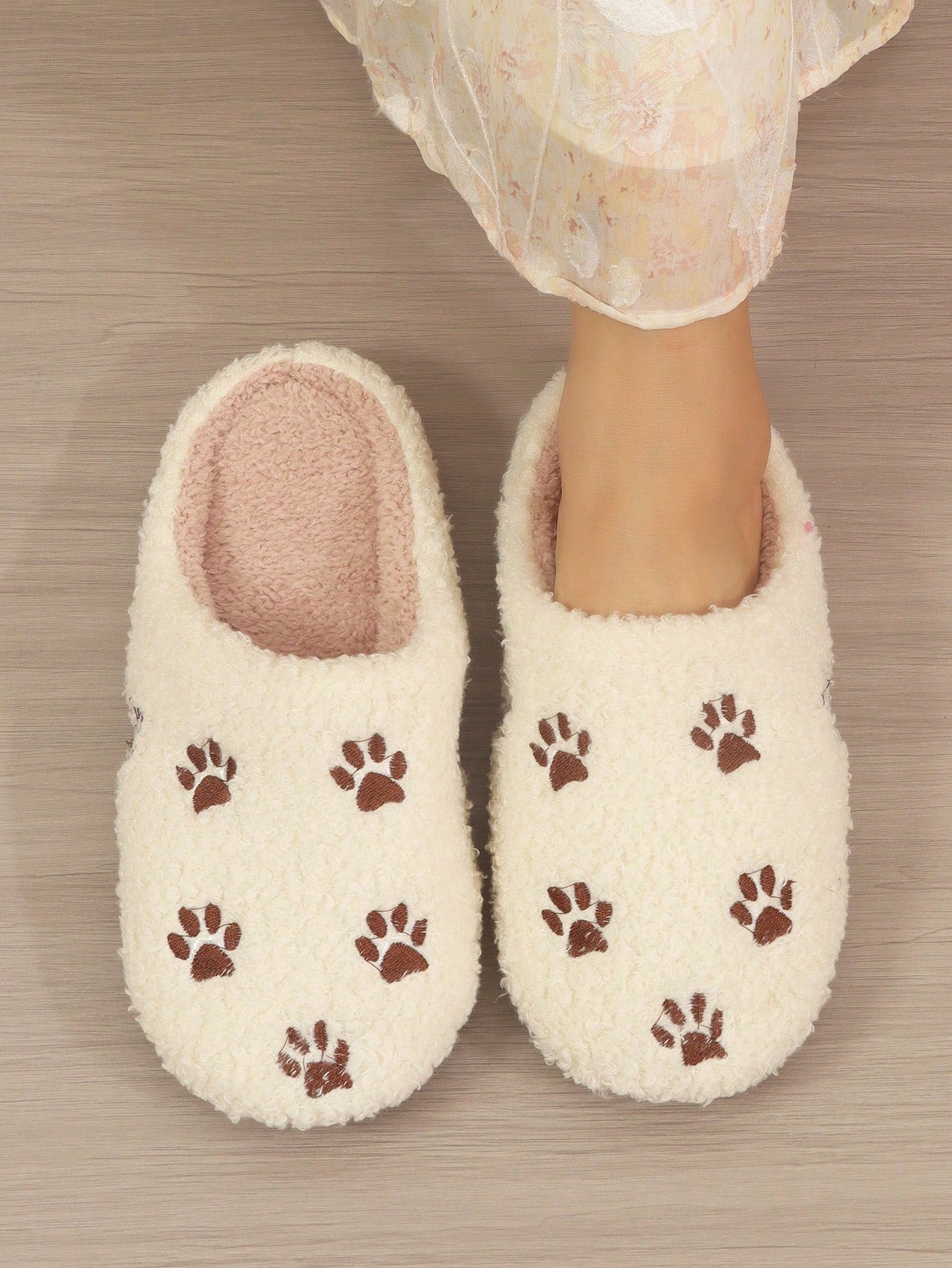 Women's Indoor Home Slippers, Warm Plush, Jacquard Embroidery, Fashionable, Soft, Comfortable Winter Slippers, Bedroom Furniture