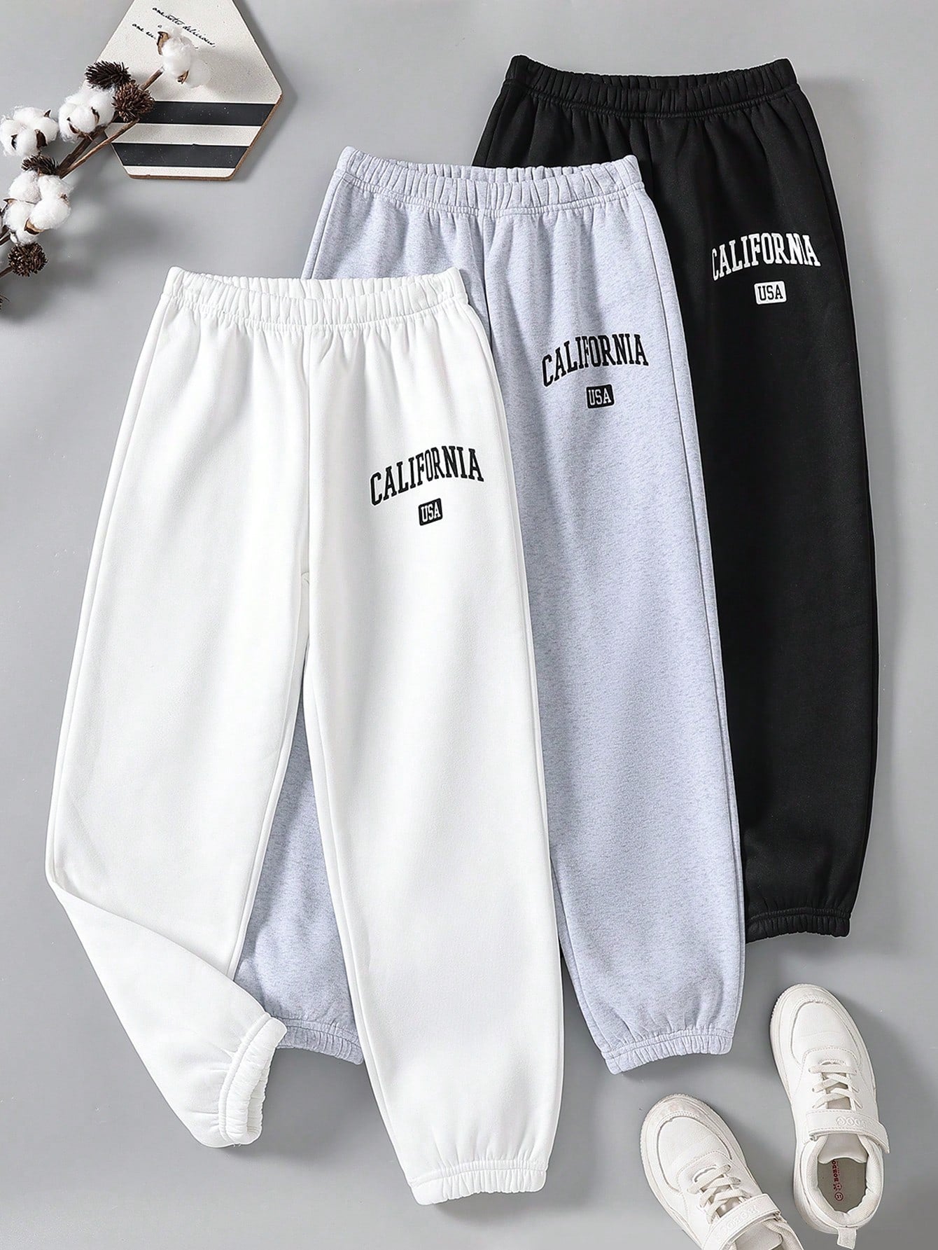 3pcs/Set Tween Boys' Sports Knitted Sweatpants Set White And Grey Sweatpants