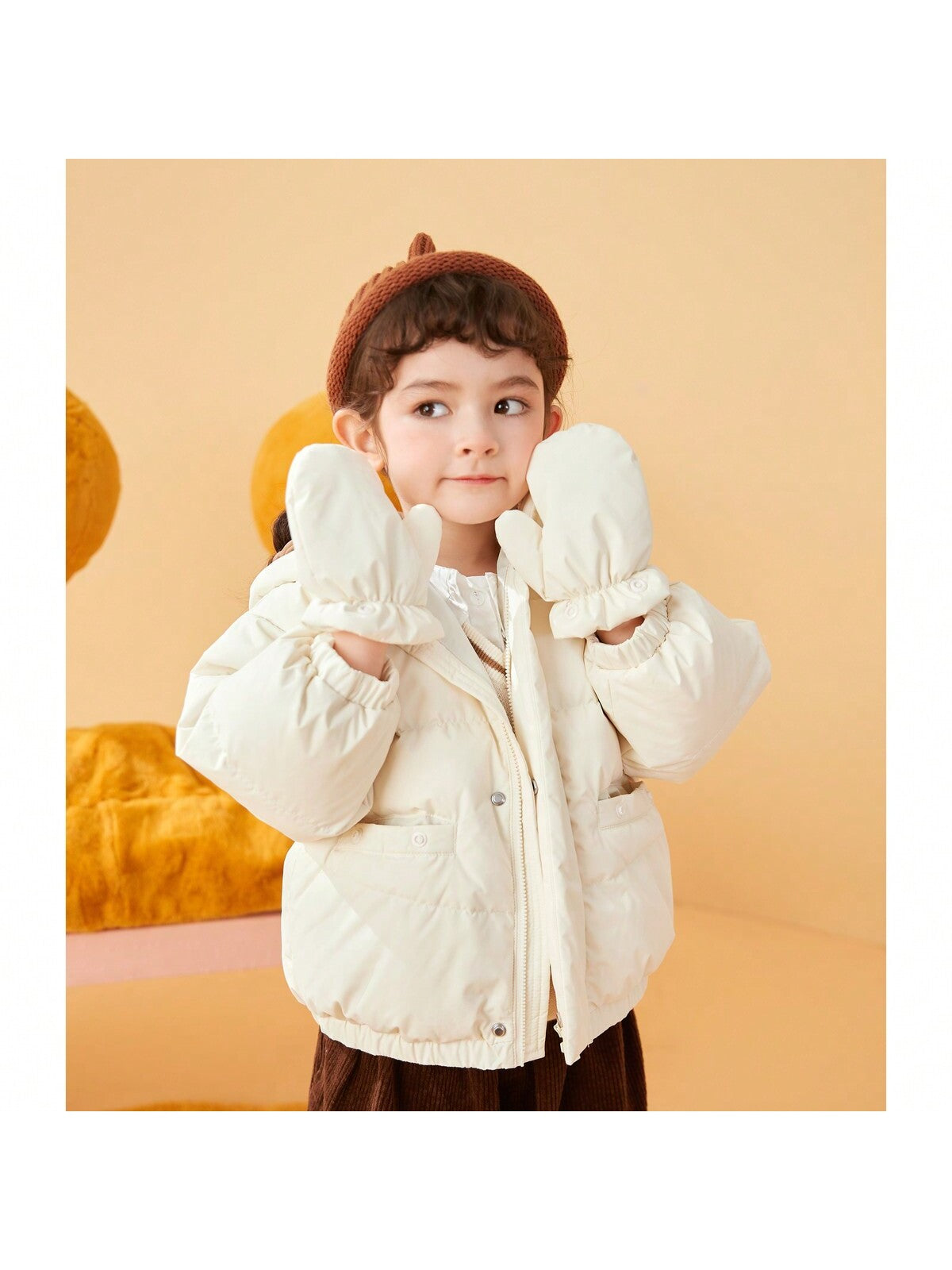 Young Girl Winter Cute Pocket Loose Hooded Kids Down Jacket With Detachable Warm Gloves White