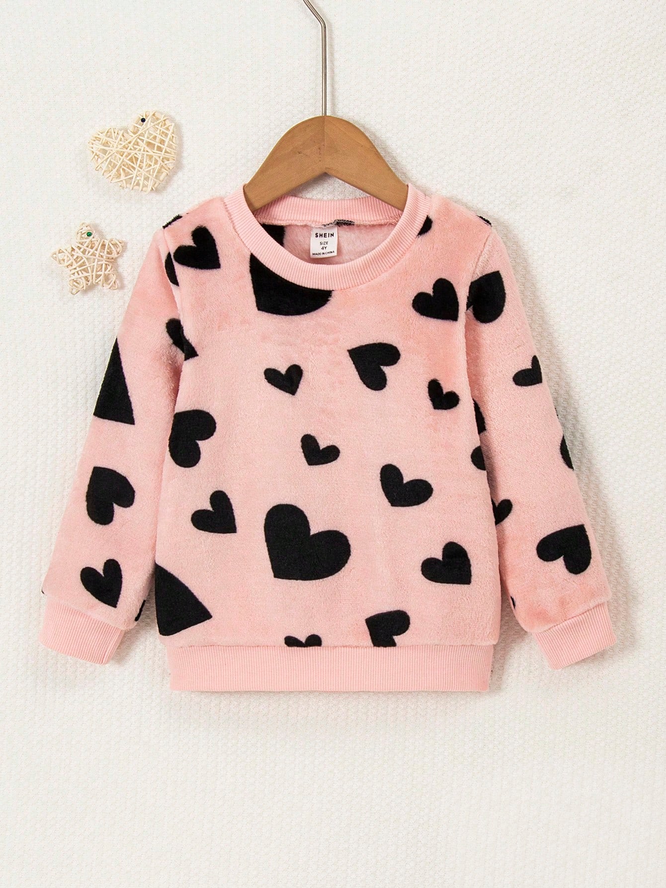 Young Girl Heart Pattern Flannel Sweatshirt