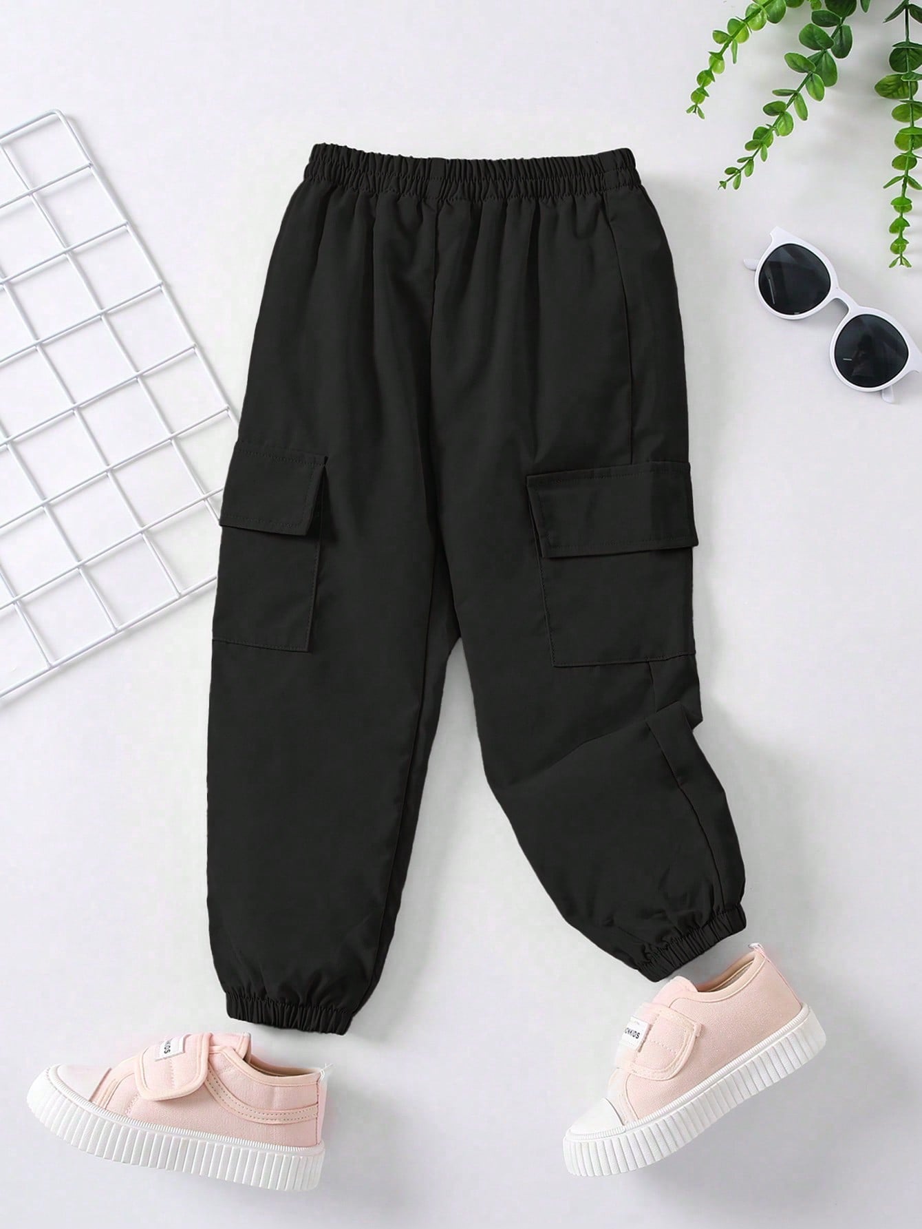 Young Girl Rose Red Dopamine Style Long Pants Worn As Outerwear, European And American Fashion Style Cargo Pants