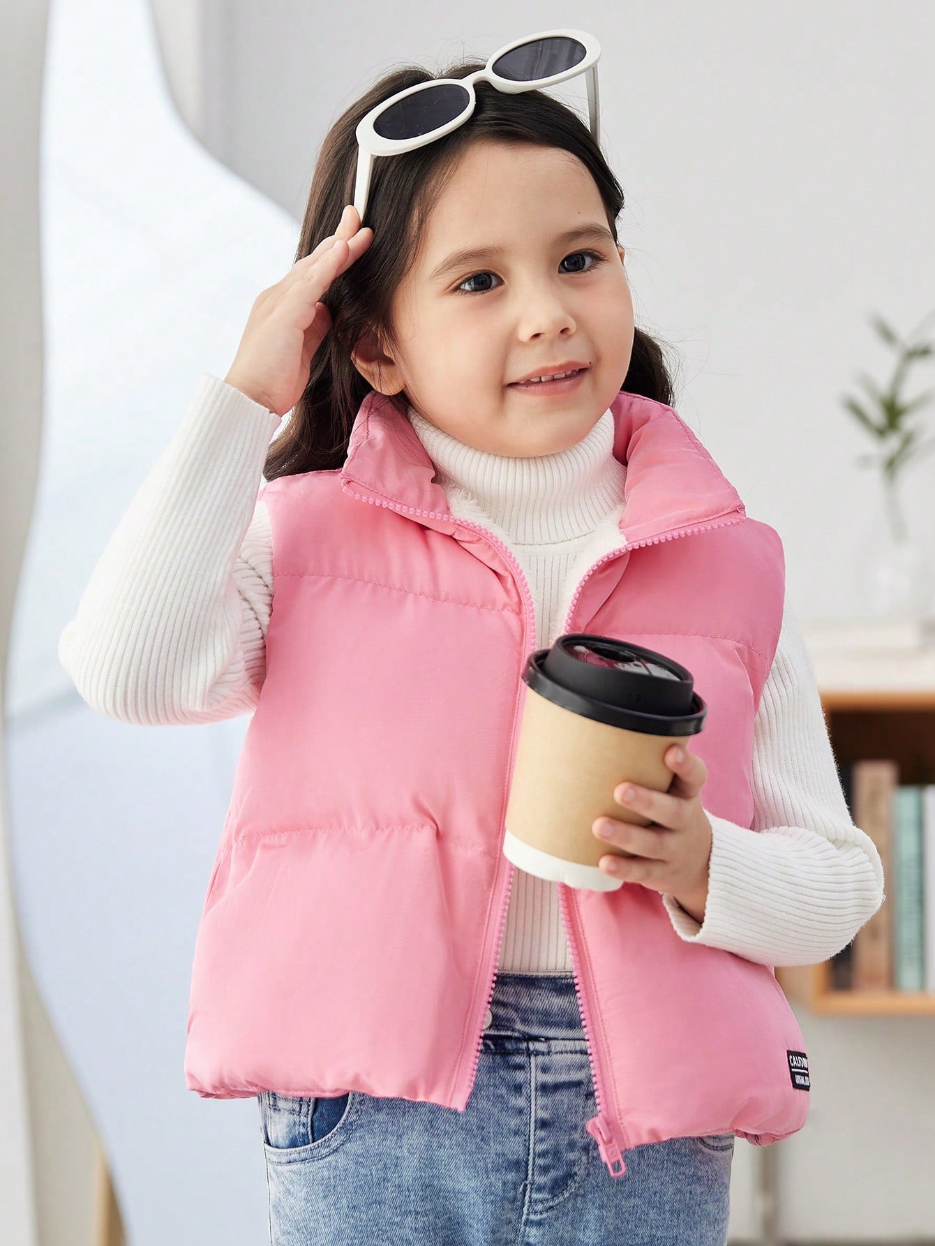 Young Girl Letter Patched Zip Up Vest Puffer Coat