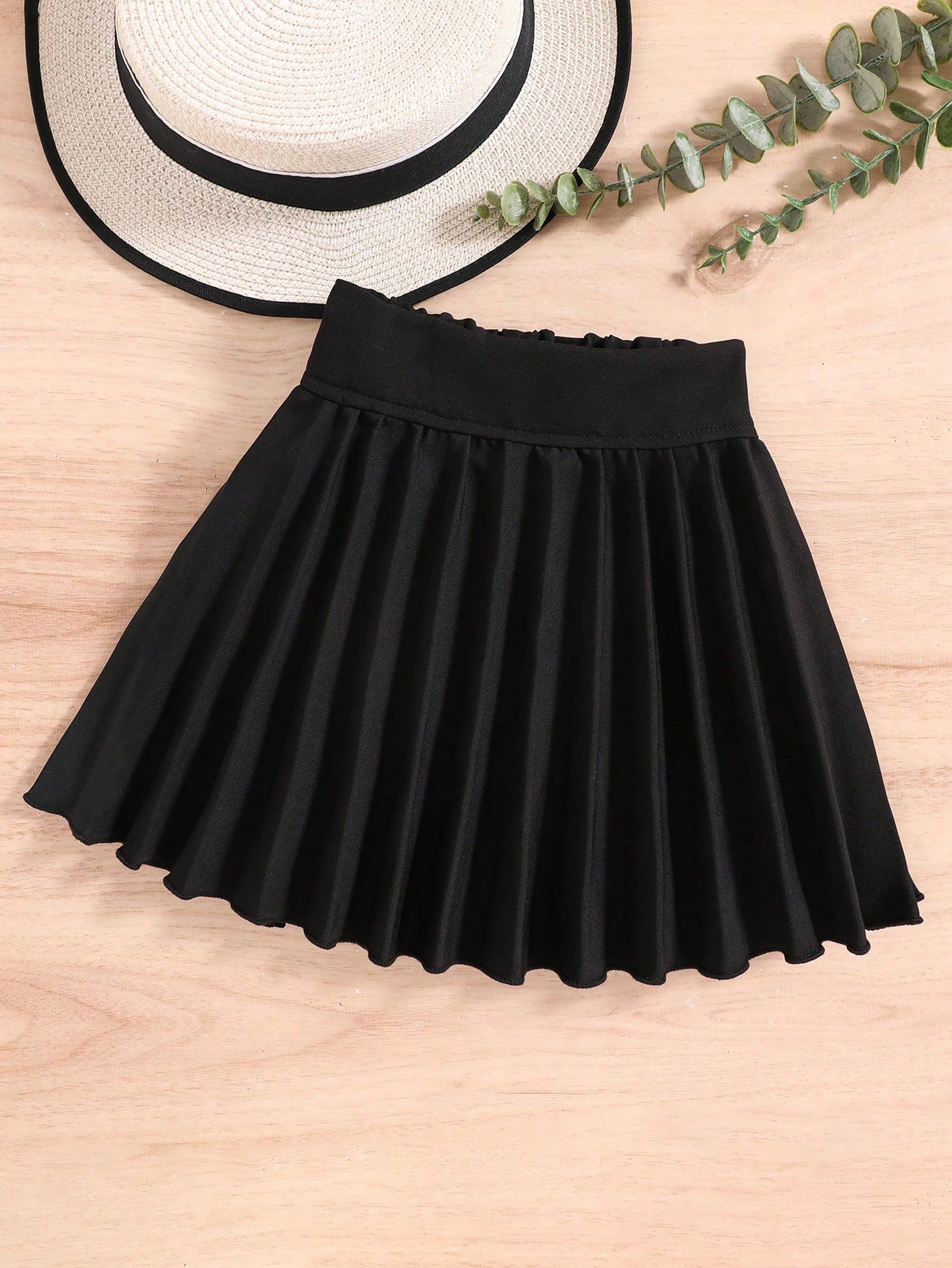 Young Girl Solid Pleated Skirt