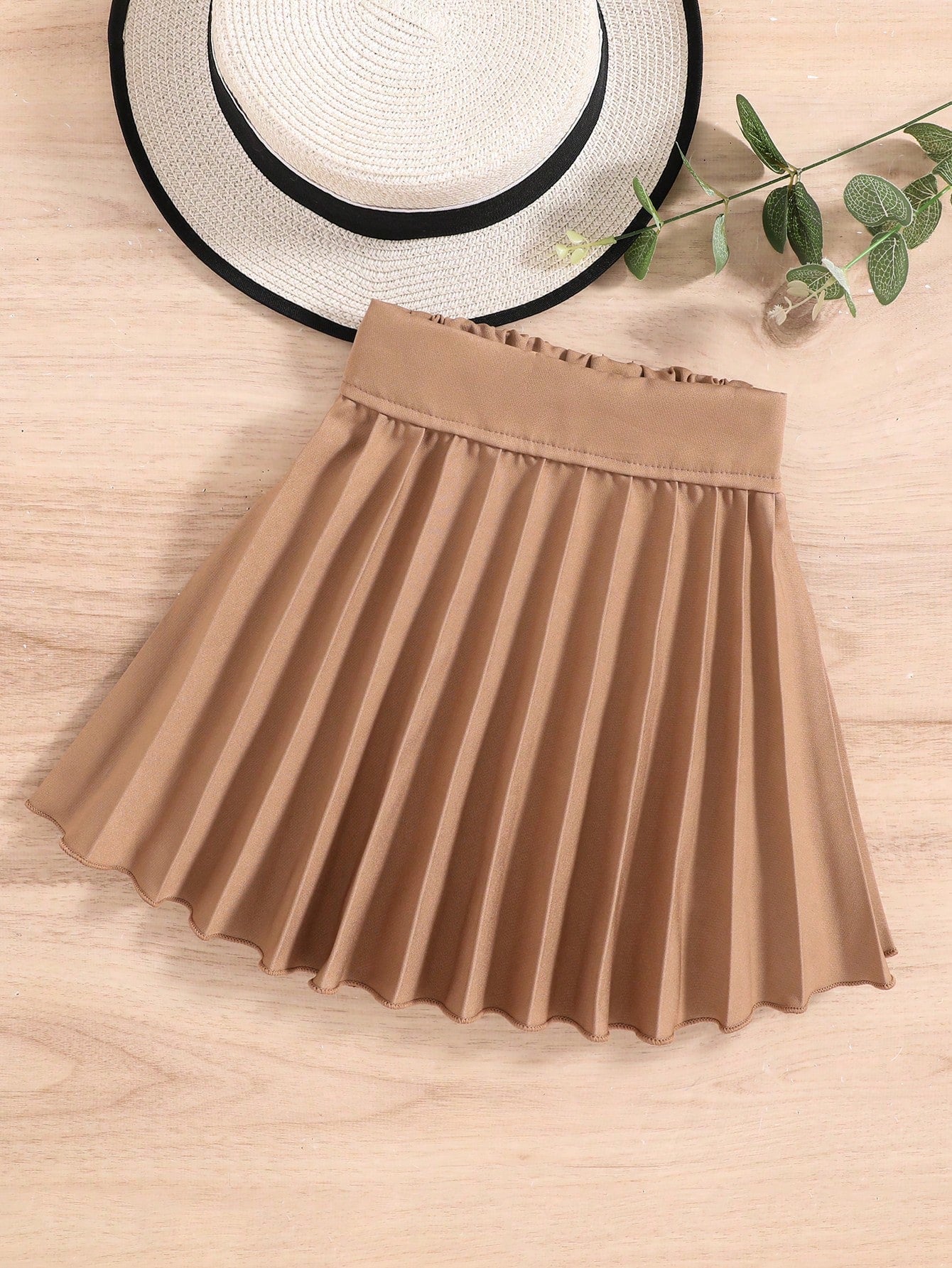 Young Girl Solid Pleated Skirt