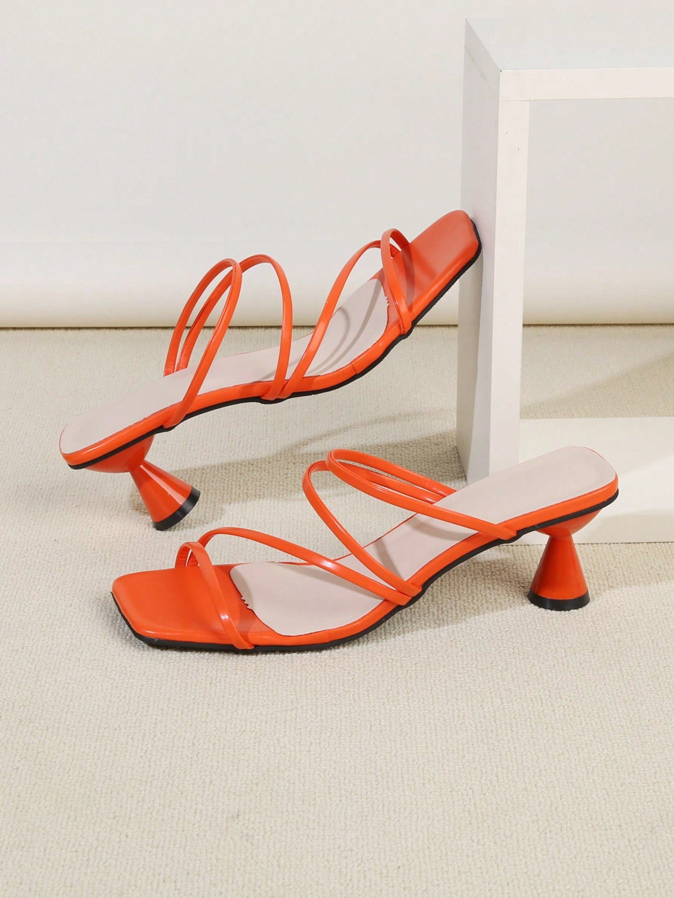 2024 Summer New Woman Ins Simple Style Open Toe Sandals With High Heels Without Tiring Feet