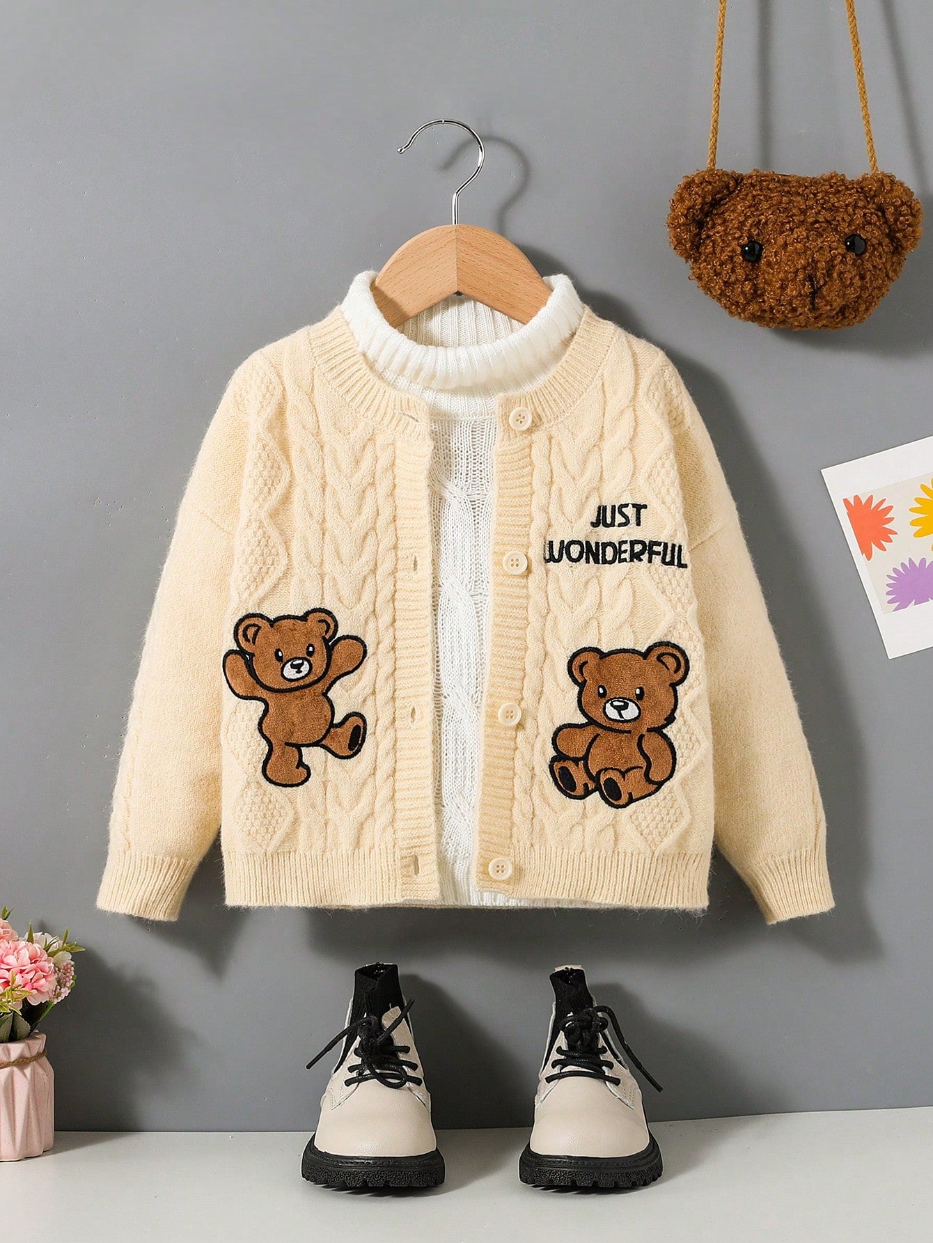 Young Girl 1pc Bear & Letter Embroidered Drop Shoulder Cable Knit Cardigan