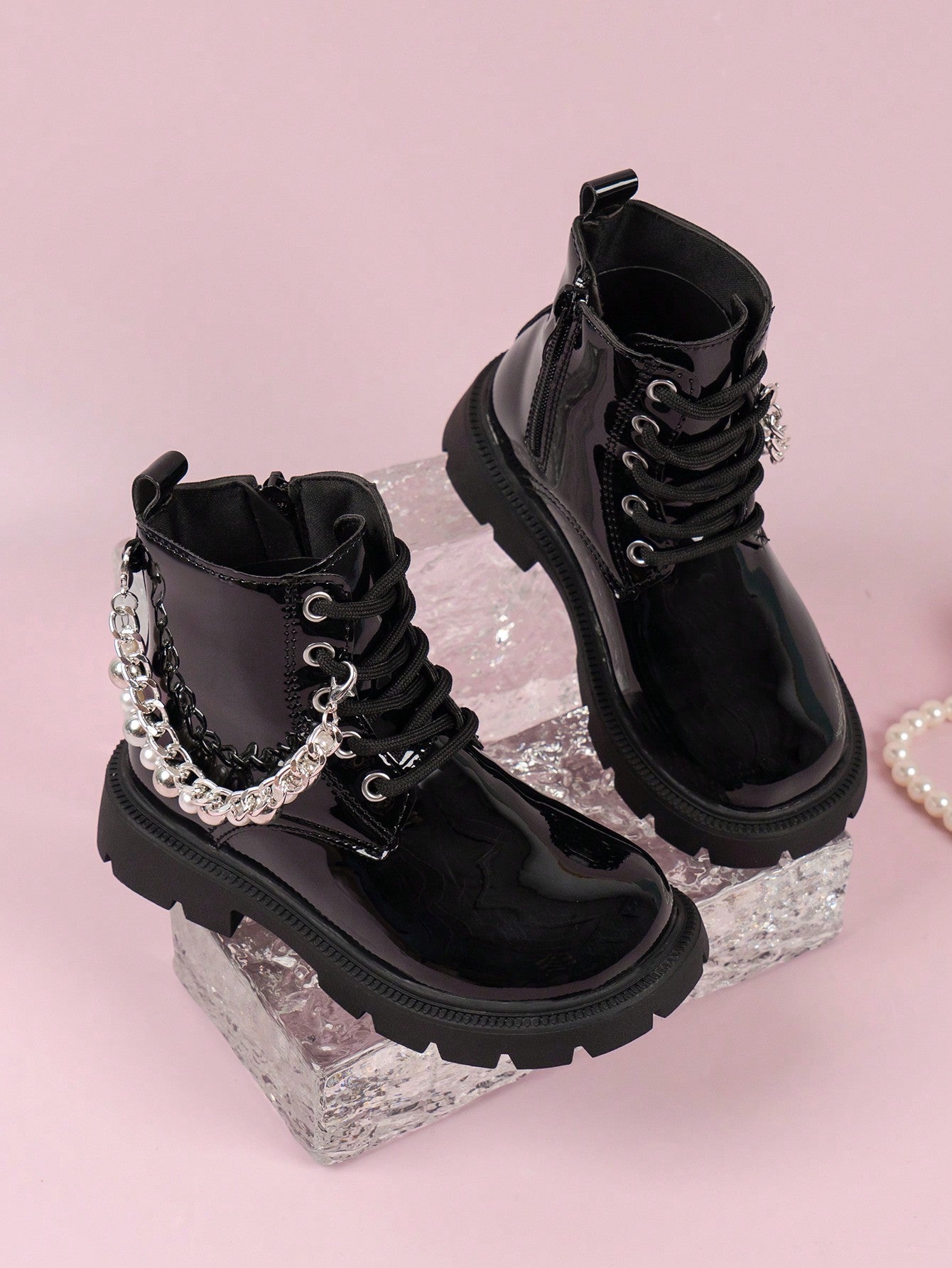 Black Girls' Fashionable Waterproof Chain Decor Flat Motorcycle Boots, Princess Ankle Boots For Autumn & Winter