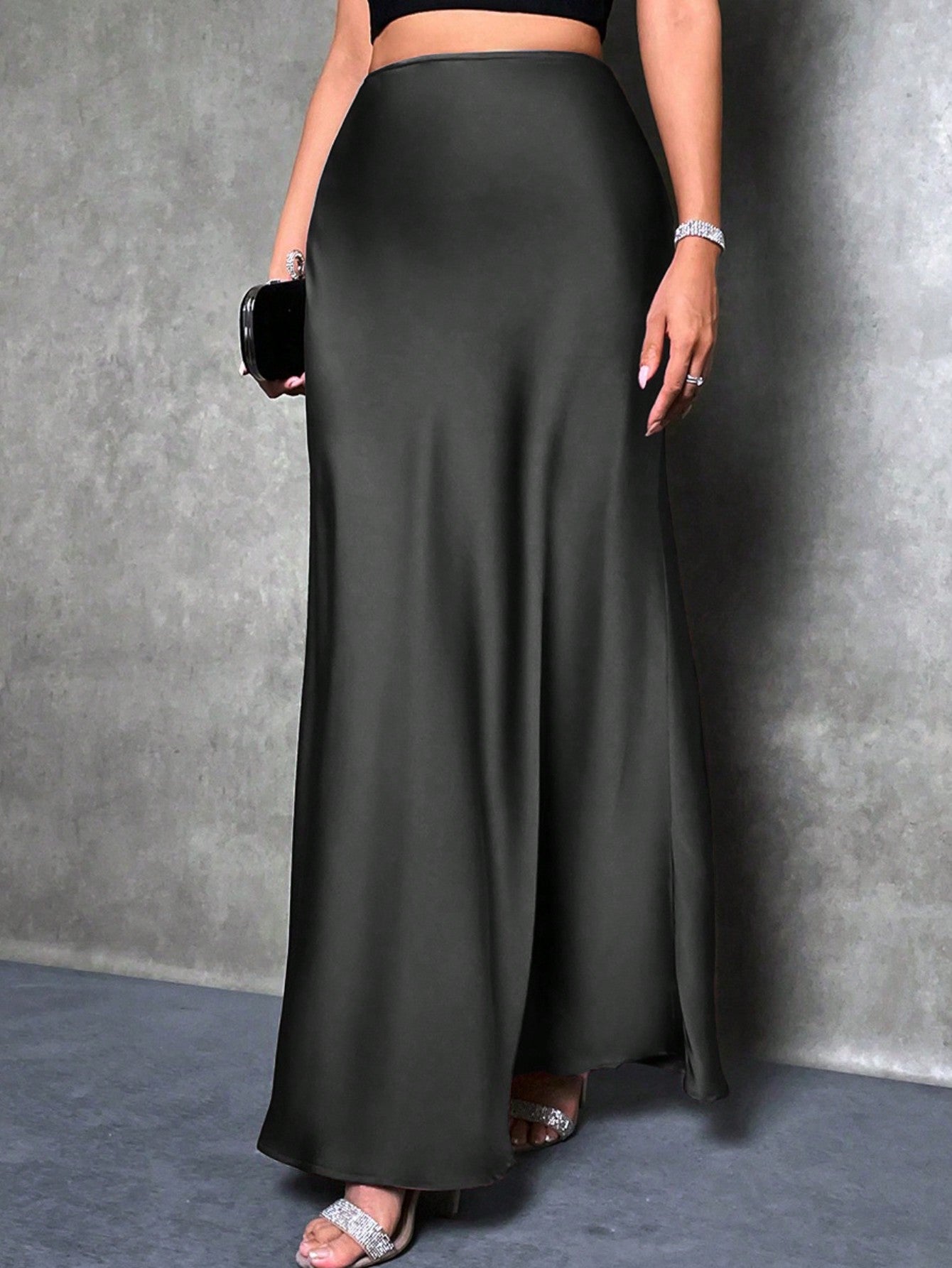 Raffinéa High Waist Solid Maxi Satin Skirt