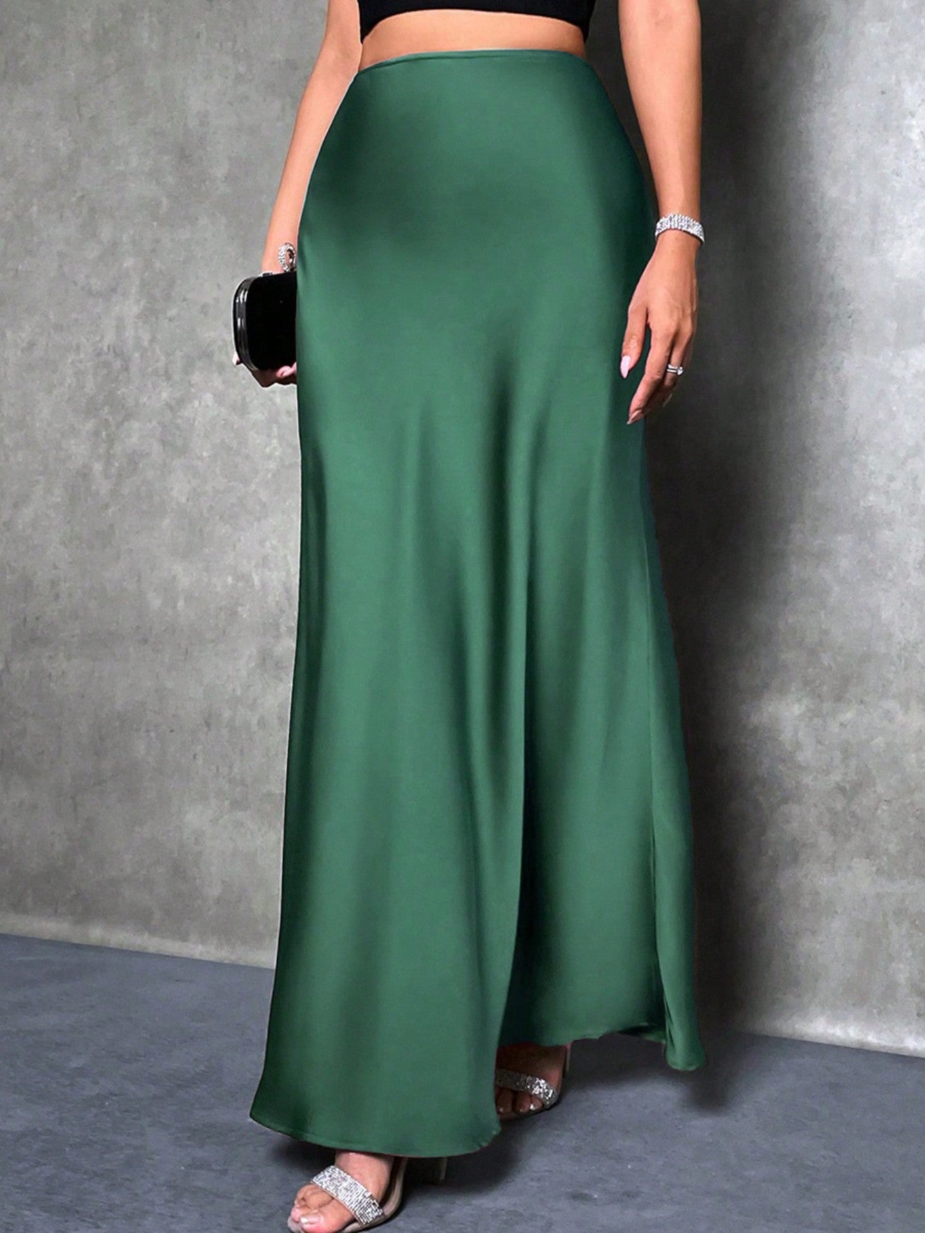 Raffinéa High Waist Solid Maxi Satin Skirt