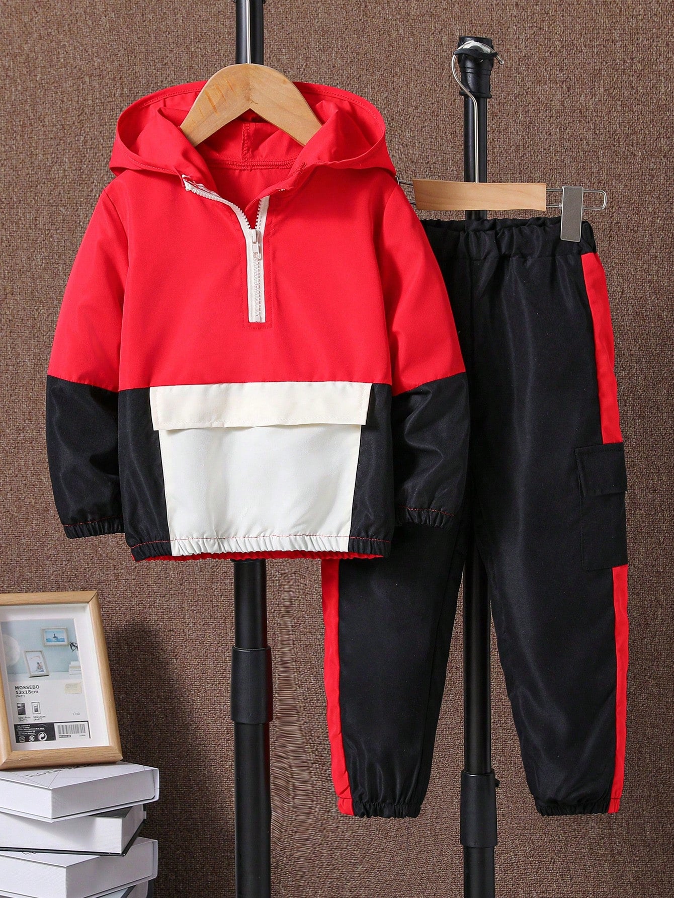 Young Boy Colorblock Half Zip Hoodie & Flap Pocket Pants