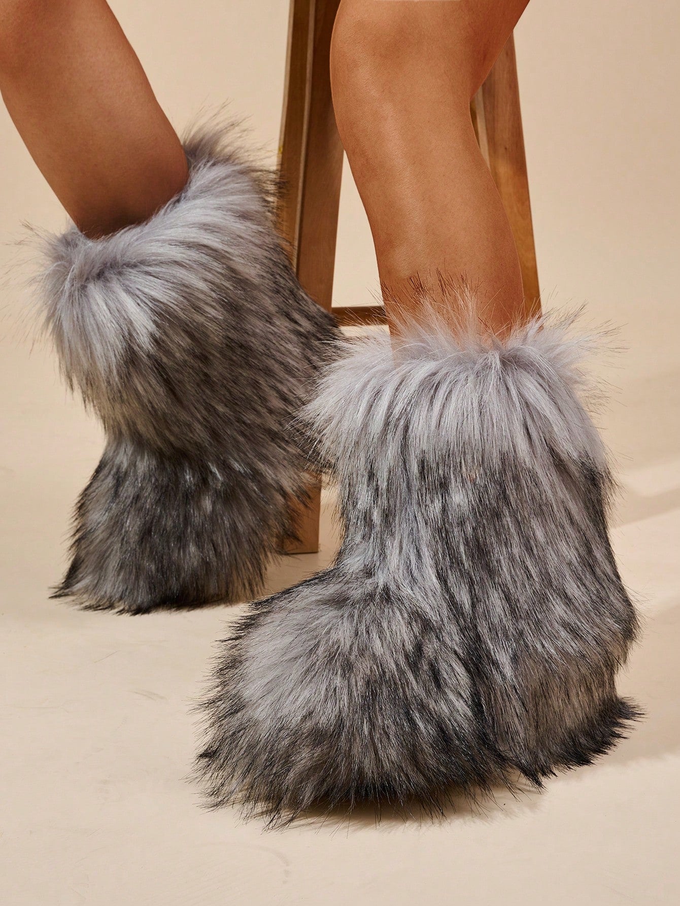 New Winter Arrival Fashionable Warm Furry Boots For Women, Casual Snow Boots With Thick Plush Lining And Non-slip Sole