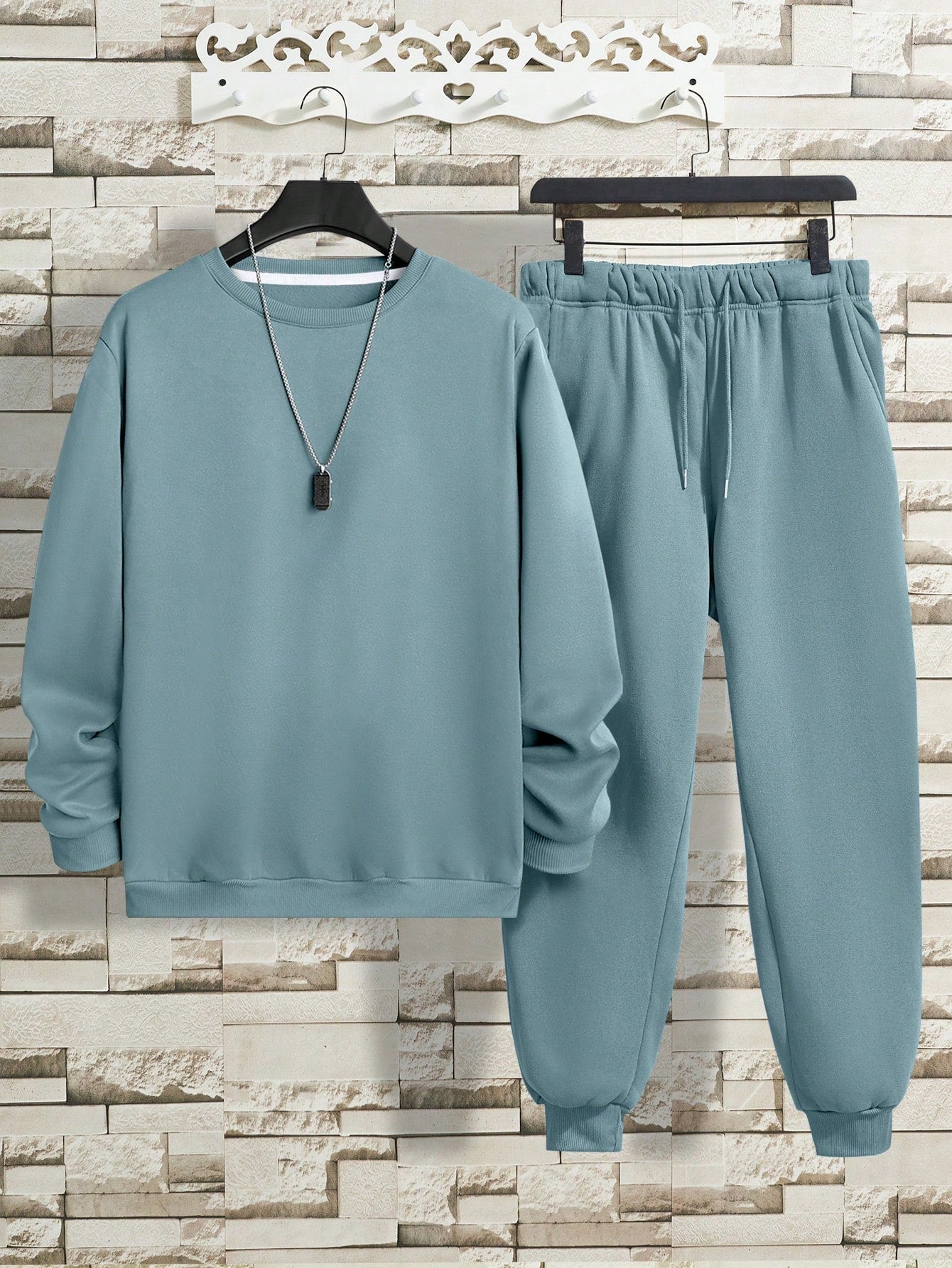 Men Solid Sweatshirt & Drawstring Waist Sweatpants