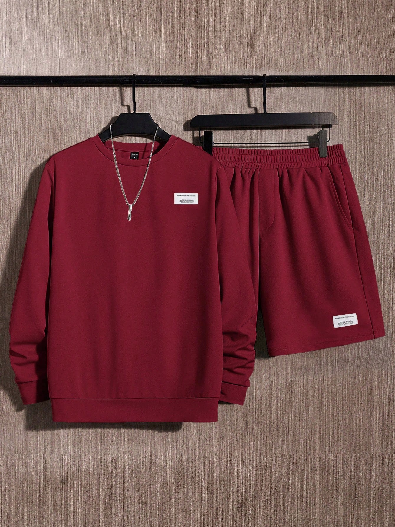 Men Letter Patched Sweatshirt & Elastic Waist Shorts