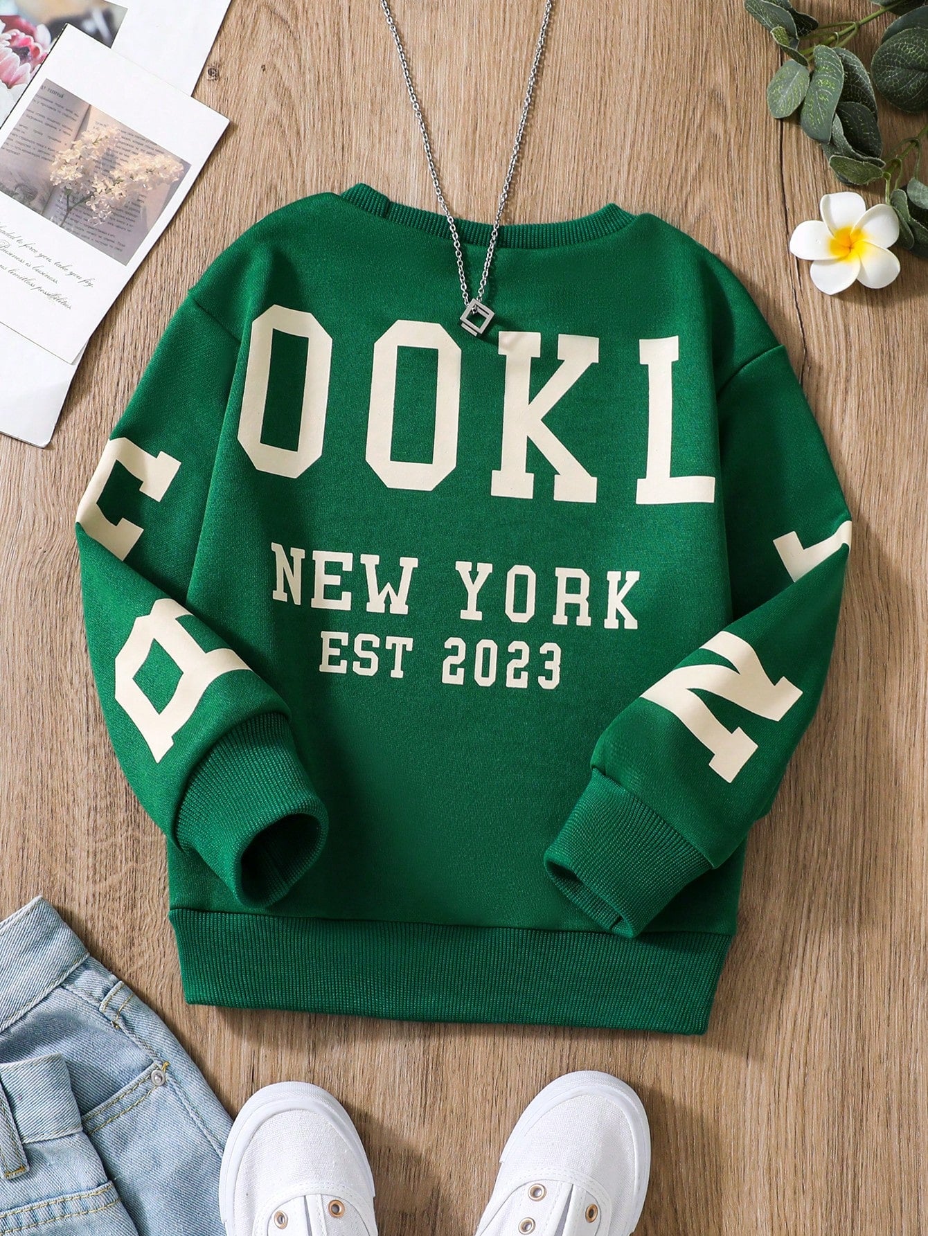 Young Girl Letter Graphic Sweatshirt