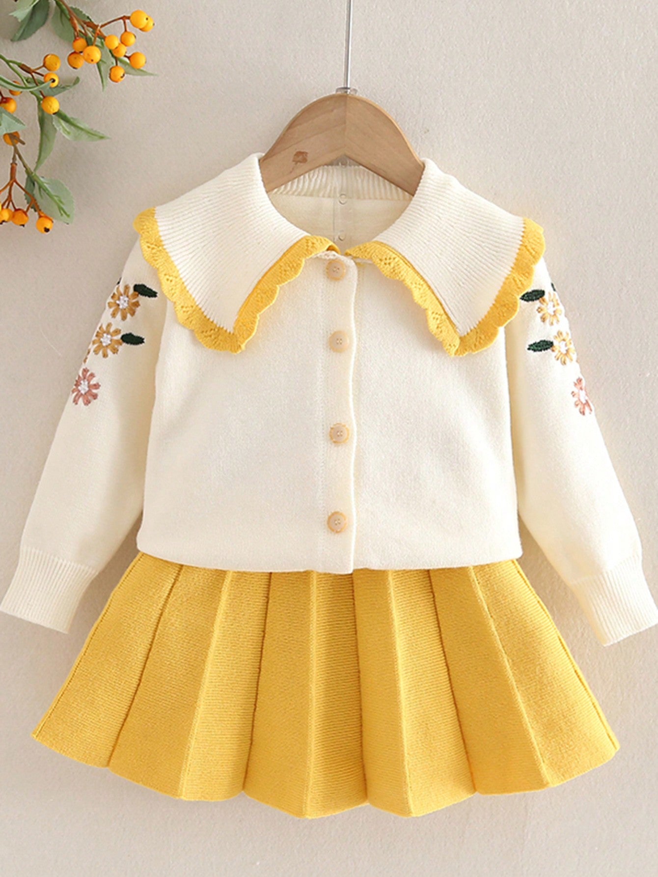 Young Girl Floral Embroidery Statement Collar Cardigan & Pleated Knit Skirt