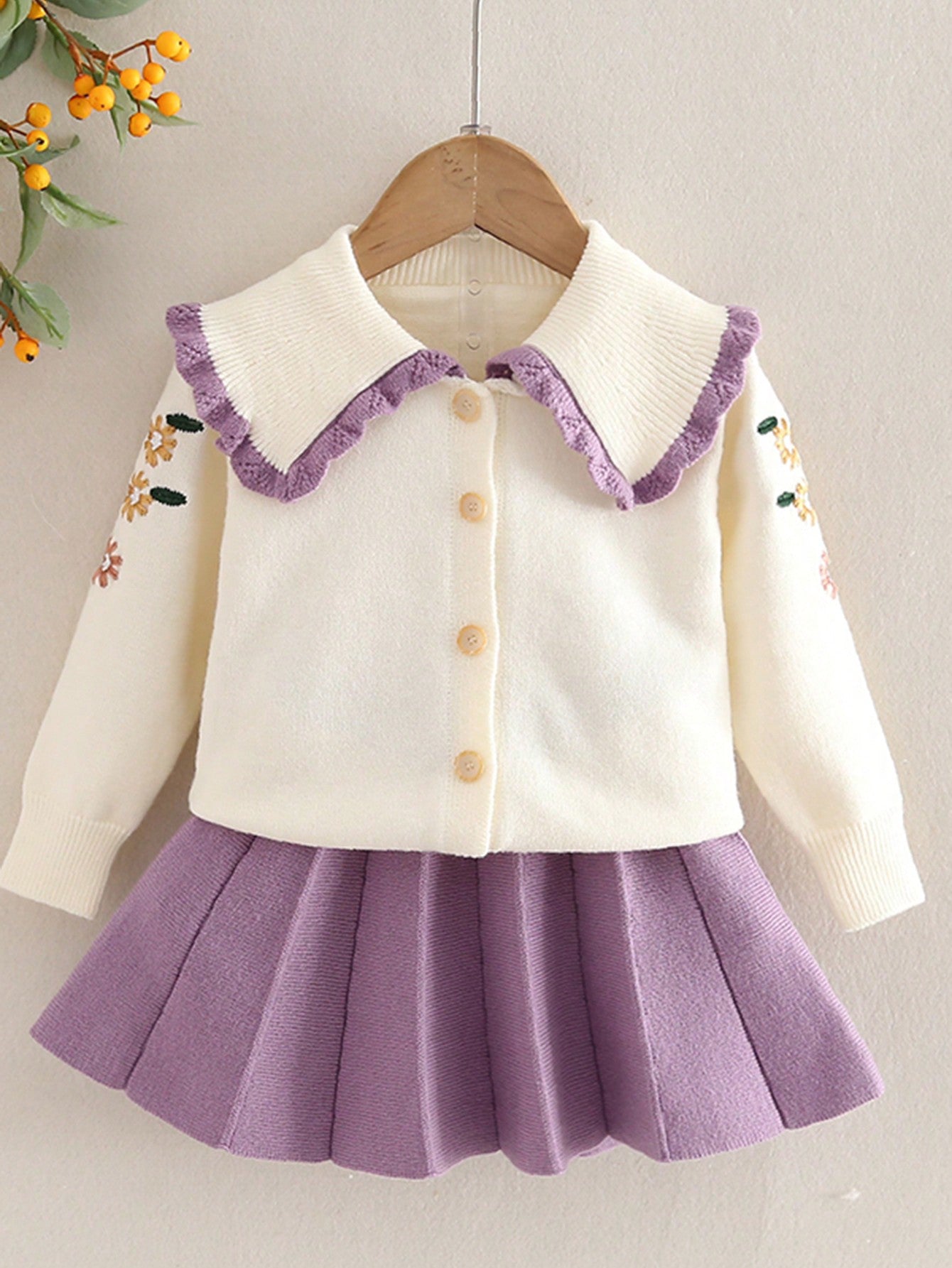 Young Girl Floral Embroidery Statement Collar Cardigan & Pleated Knit Skirt