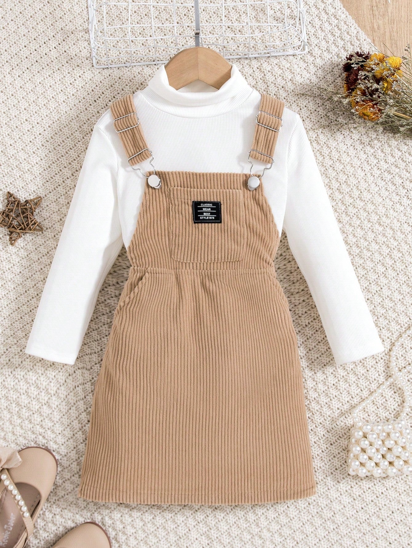 Kids Young Girl Mock Neck Tee & Letter Patched Overall Dress