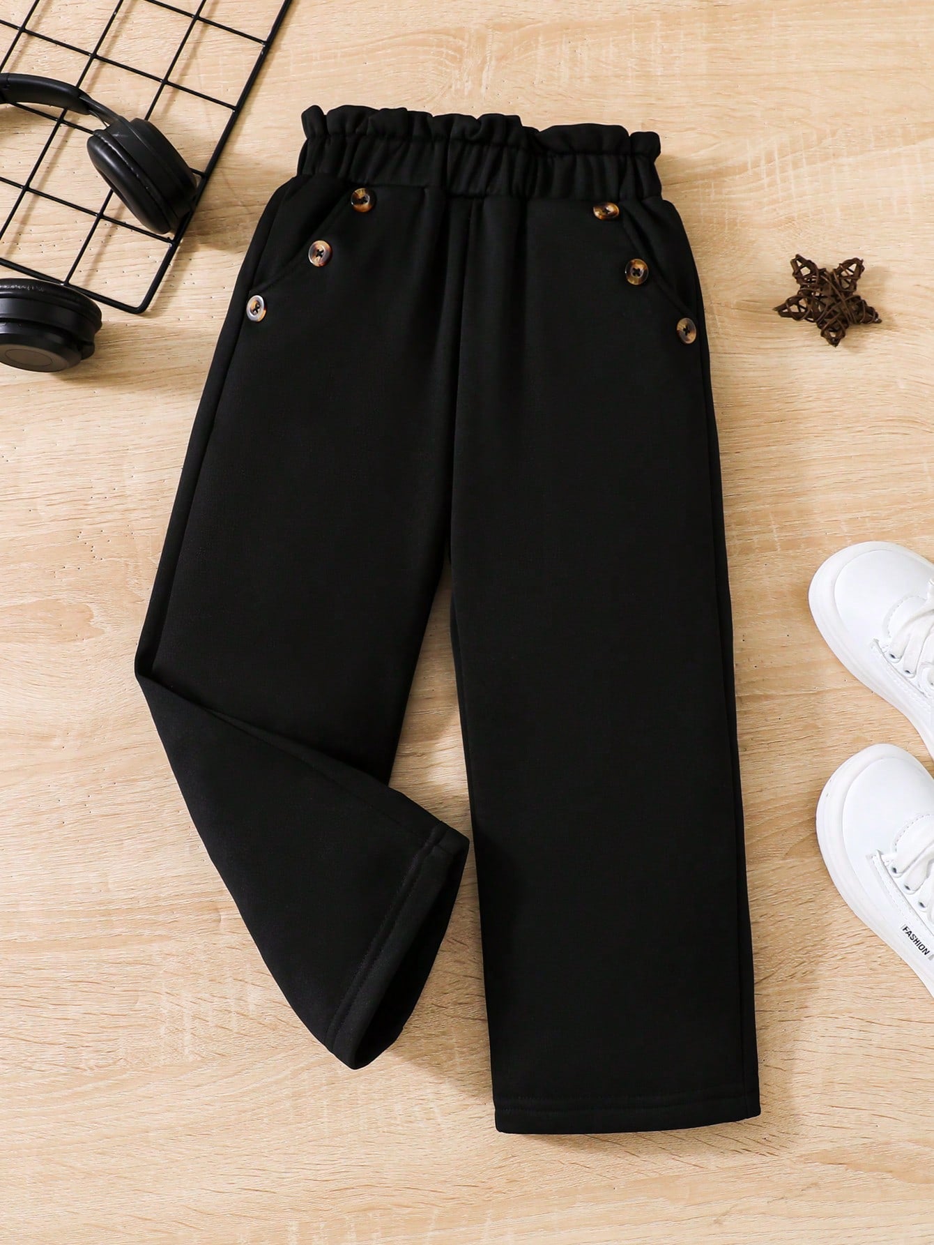 Young Girl Casual Fashion Bud Waist Black Sweatpants With Decorative Buttons And Pockets, Suitable For All Seasons And Occasions, Stylish And Vibrant Bud Waist Design, Classic And Durable For Everyday Wear