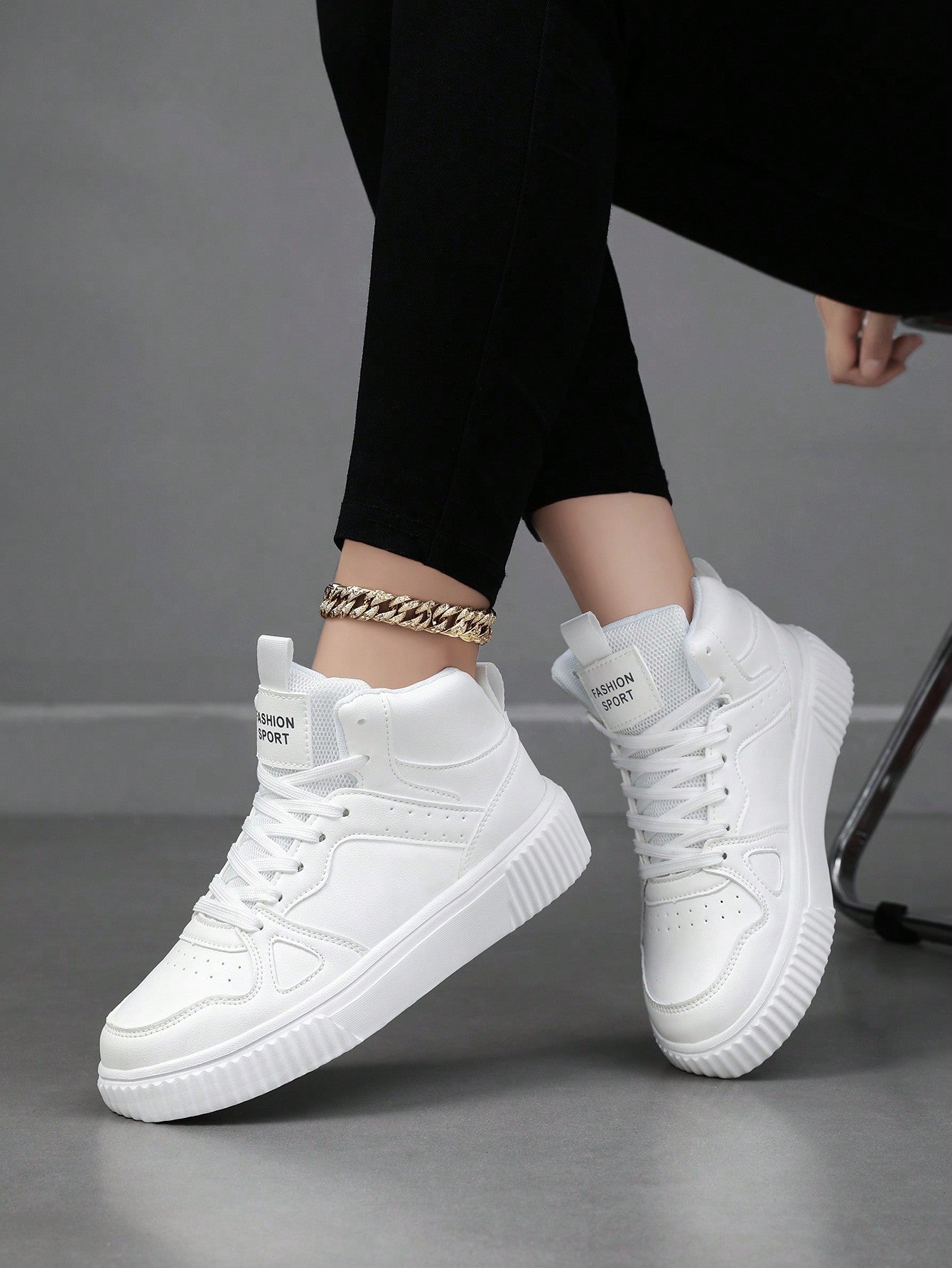 Women's New Casual Color-Blocked Front Lace-Up Fashionable Versatile High-Top Shoes Sneakers Sneakers