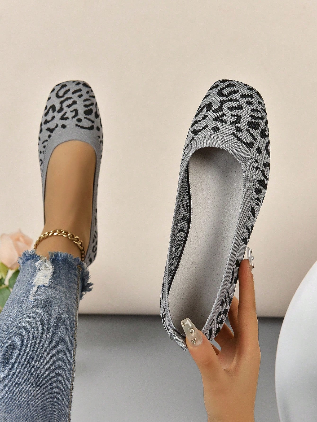 Knitted Flat Shoes With Multiple Color Patterns, Breathable And Comfortable, Suitable For Home And Work