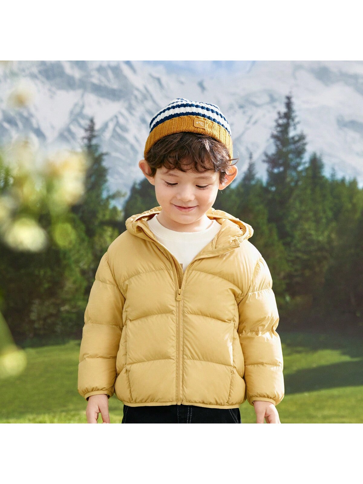 Young Girl Solid Hooded Down Jacket