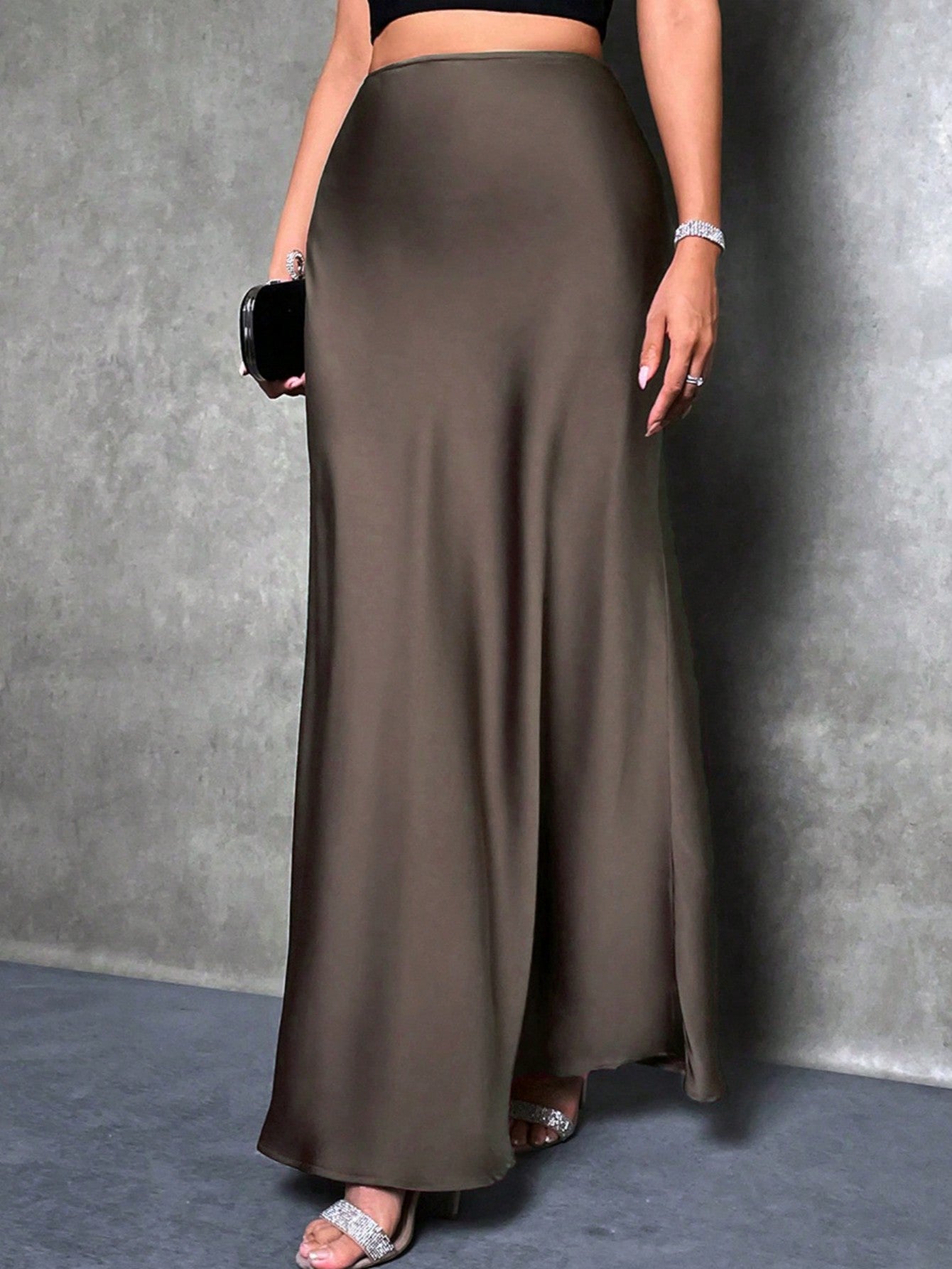 Raffinéa High Waist Solid Maxi Satin Skirt