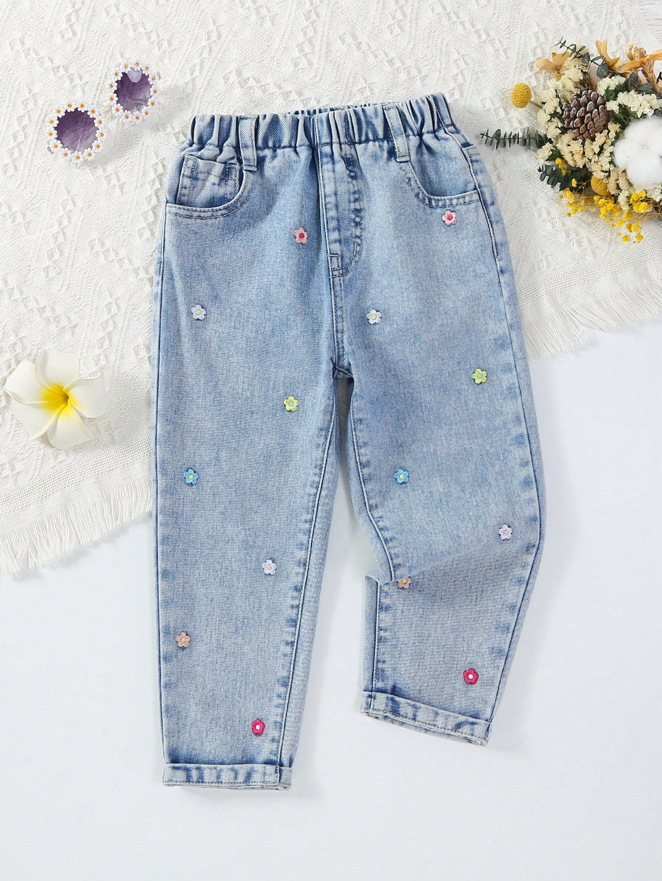 Young Girl Floral Embroidery Washed Jeans