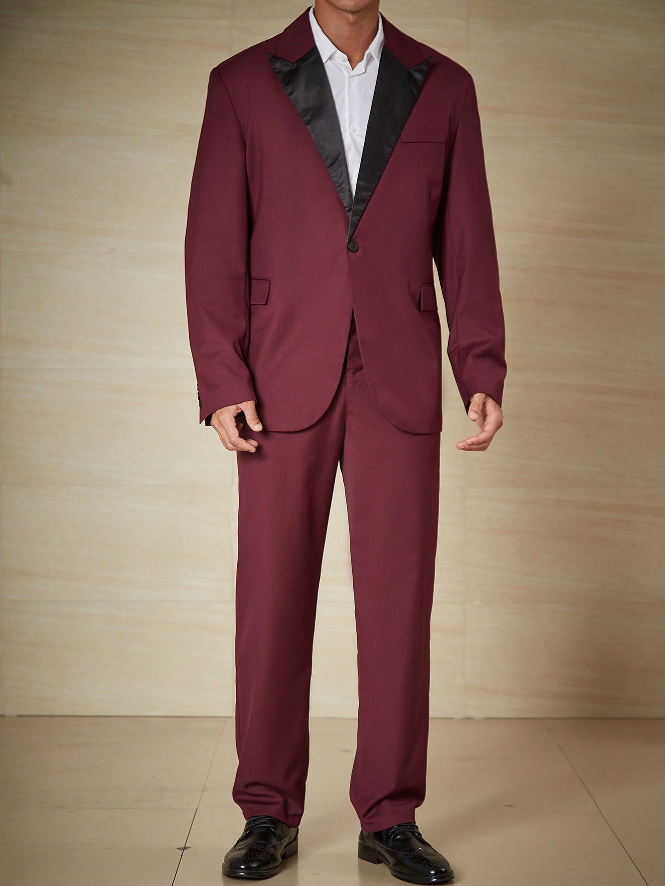 Men Plus Lapel Neck Single Button Blazer & Suit Pants