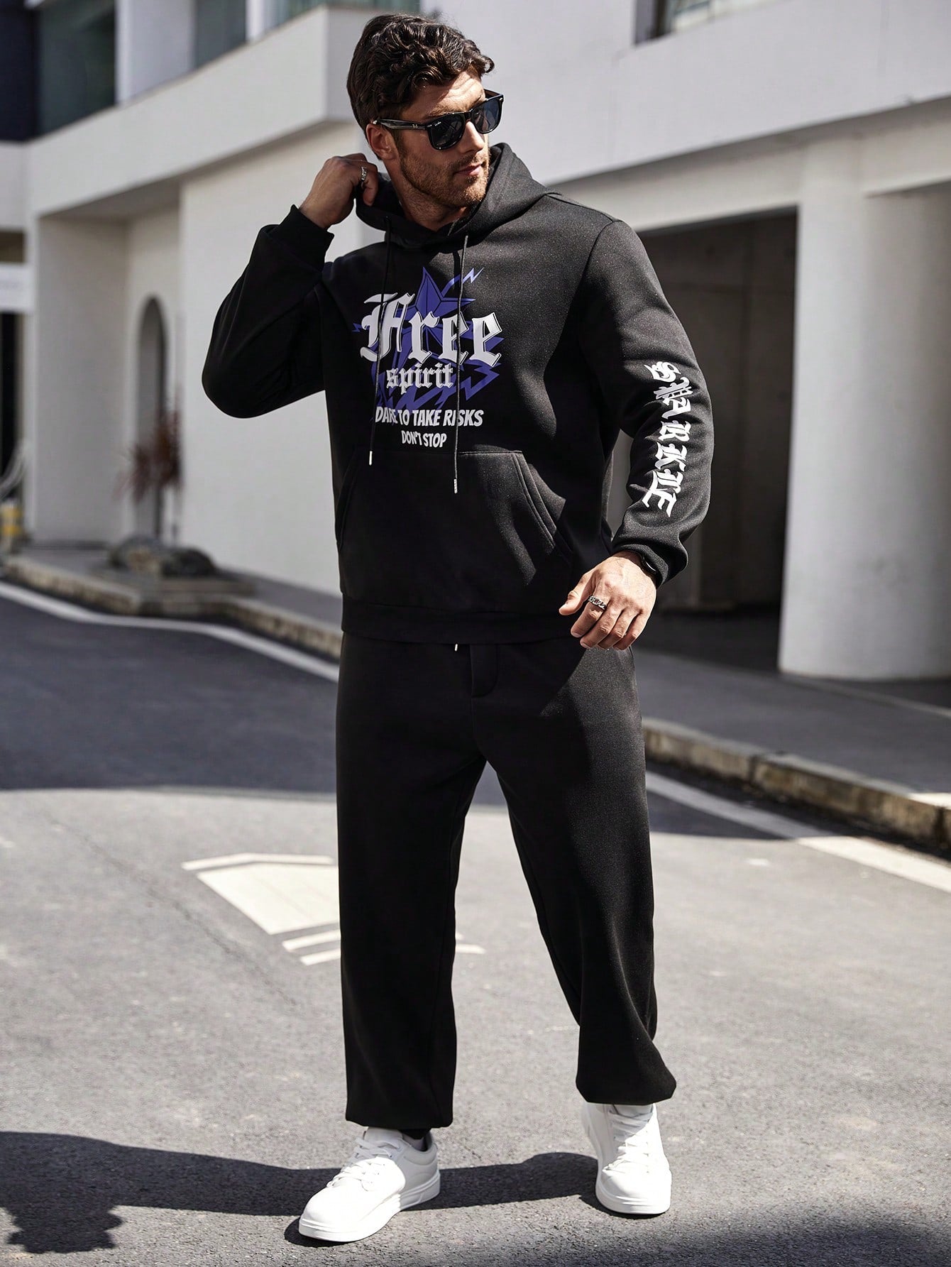 Men Plus Slogan Graphic Drawstring Hoodie & Sweatpants