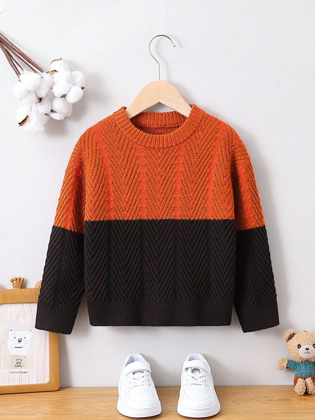 Young Boy Two Tone Drop Shoulder Sweater