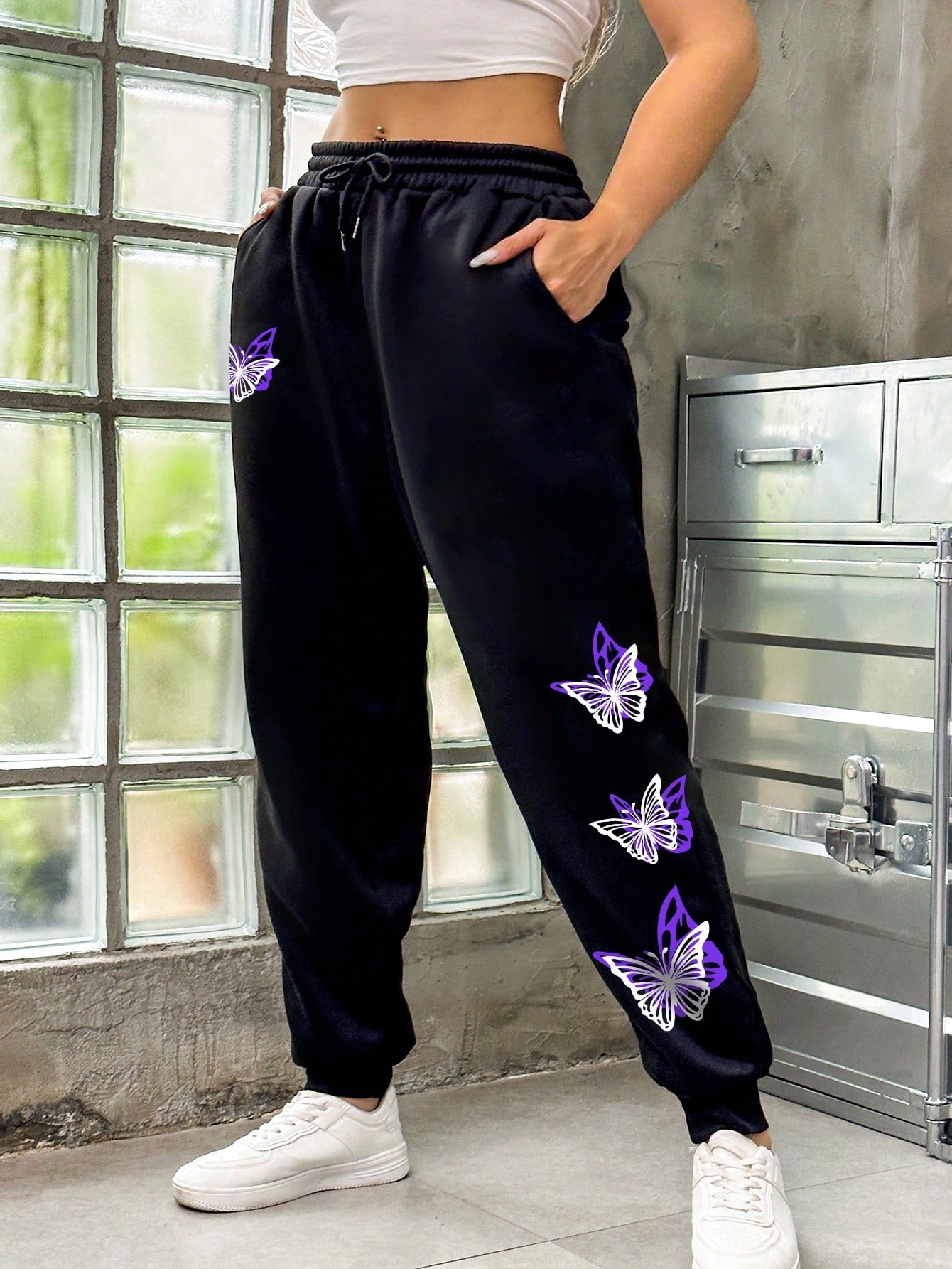 Plus Butterfly Print Drawstring Waist Sweatpants