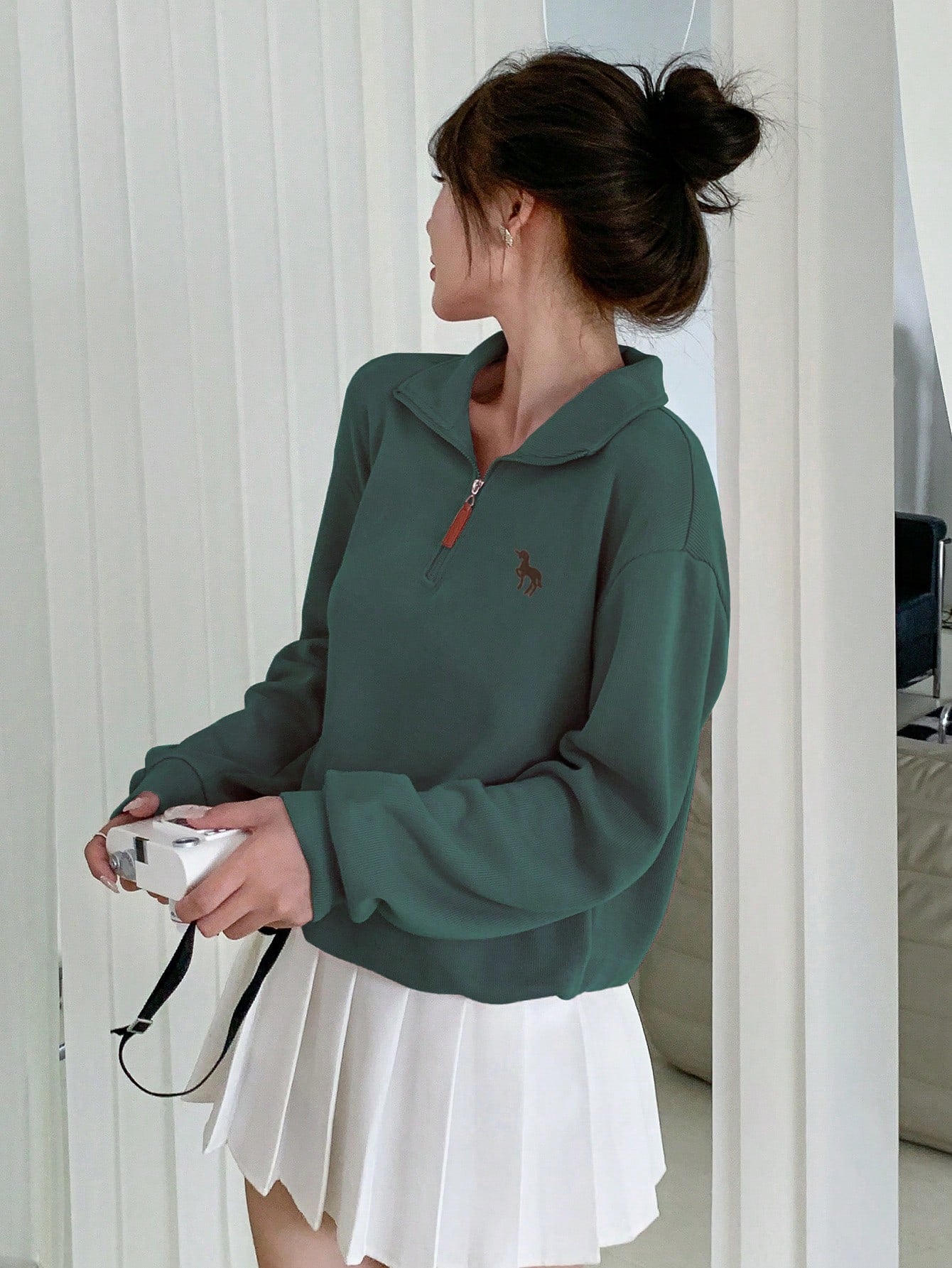 Embroidery Drop Shoulder Polo Neck Sweatshirt