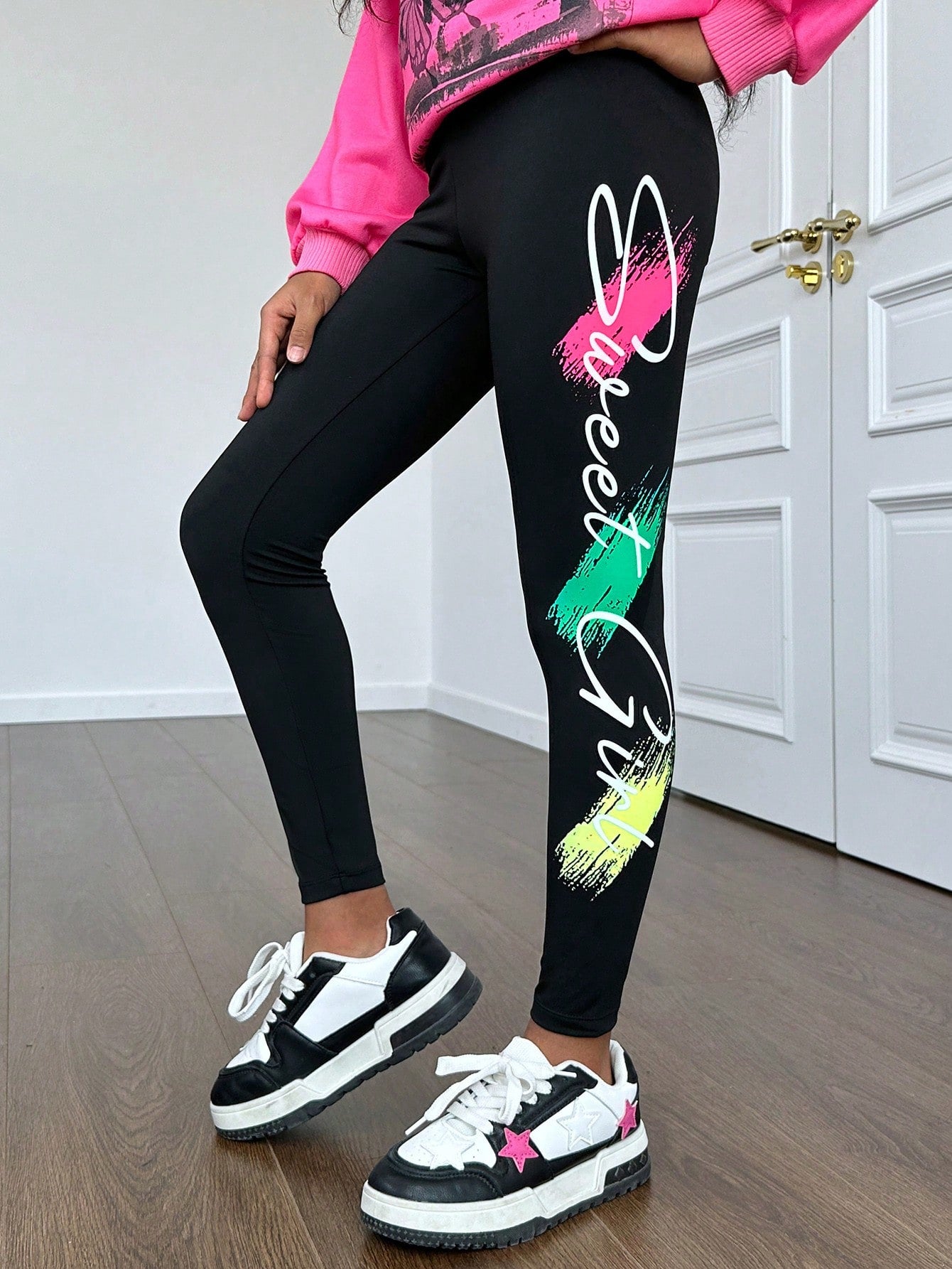 Tween Girl Letter Graphic Leggings