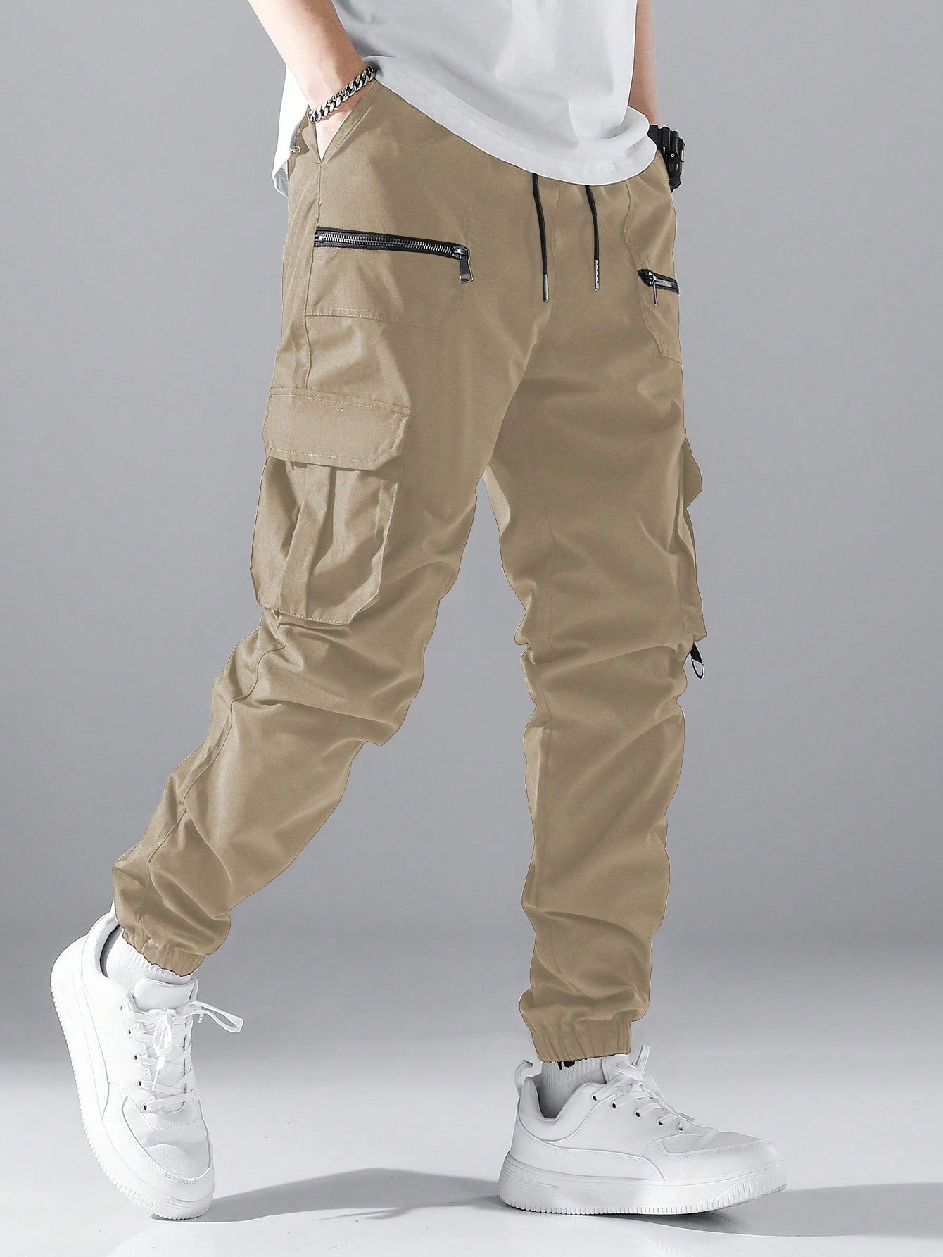 Men's Loose-Fit Cargo Pants With Flap Pockets, Side Drawstrings