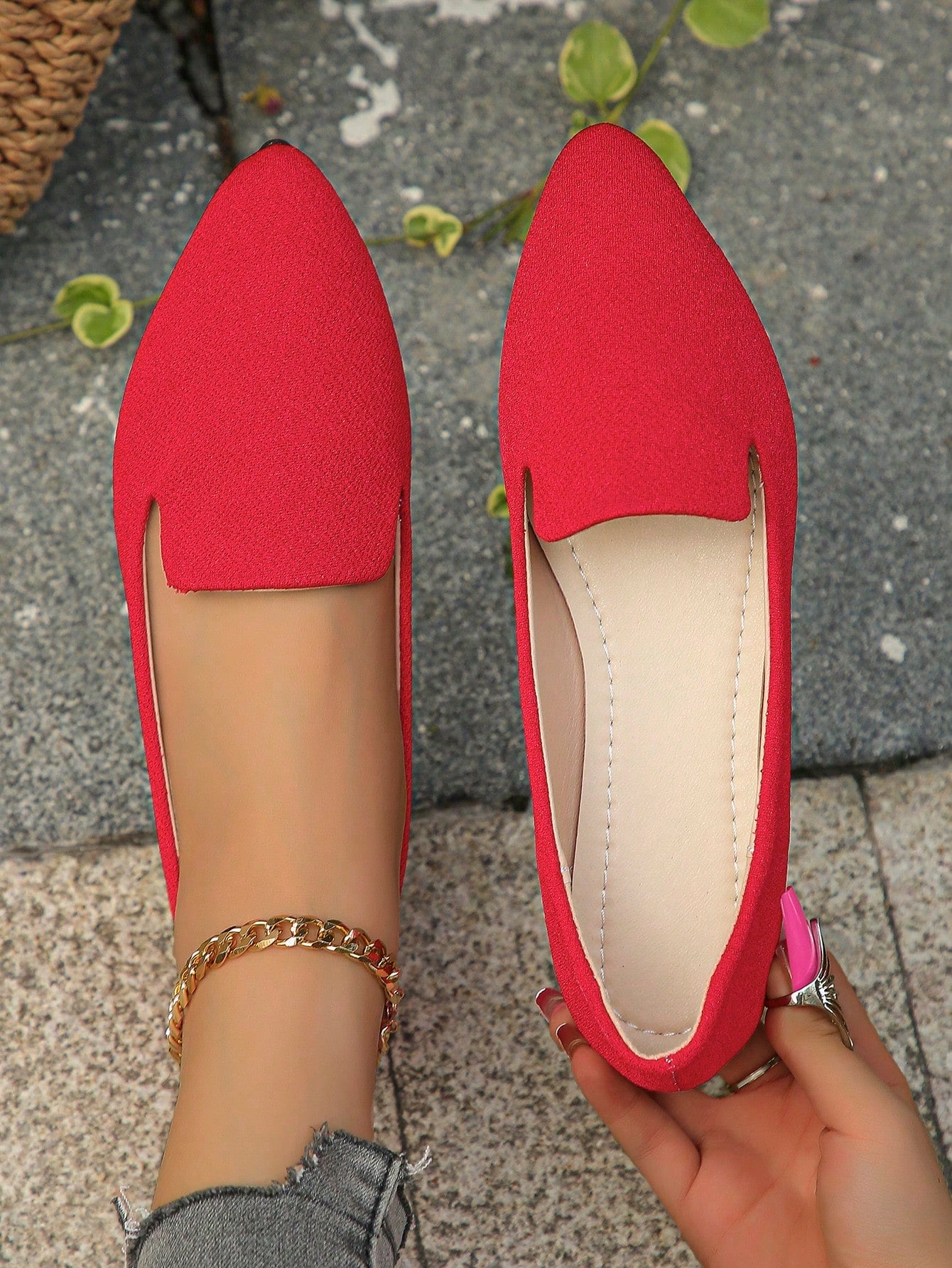 Spring & Autumn Fashionable Pointed Toe Women's Flat Shoes