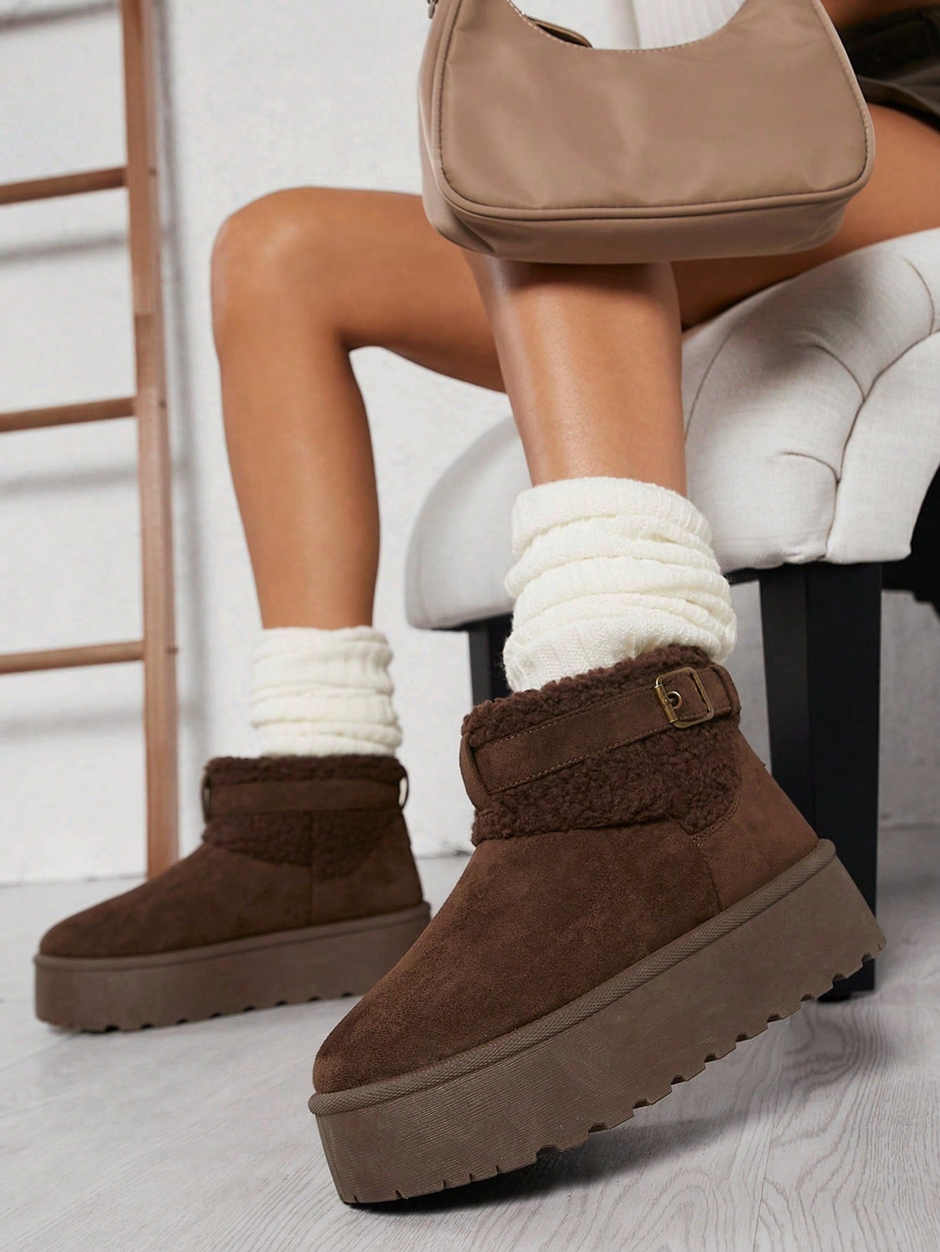 Buckle Detail Platform Women Fashion Boots