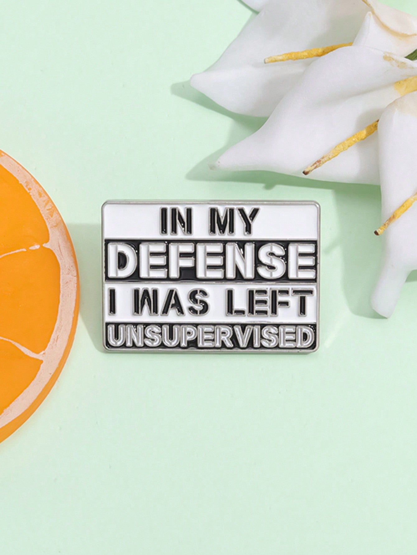 1pc In My Defense I Was Left Unsupervised Enamel Pins Custom Sarcasm Humor Brooches Lapel Badges Funny Jewelry Gift for Kids Friends