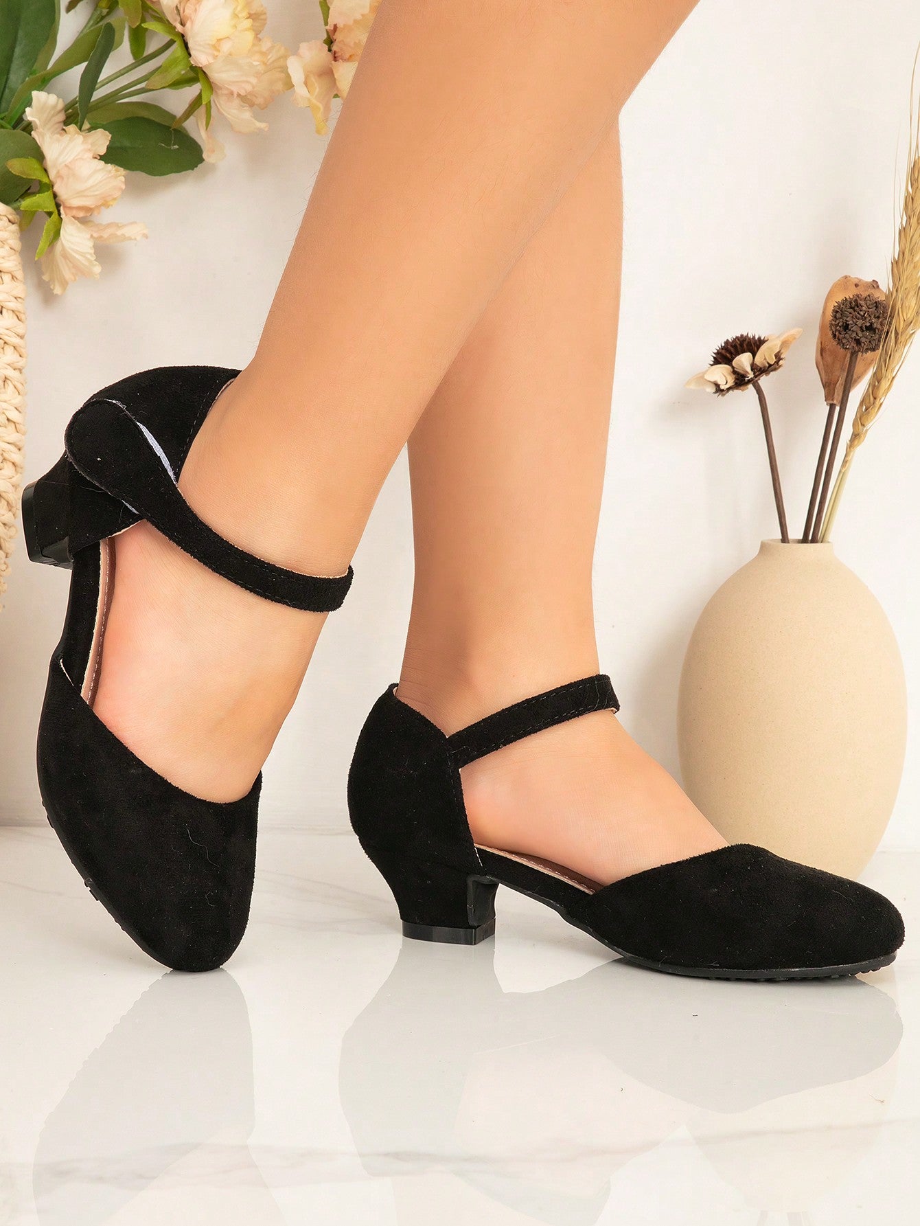 New Arrival Girls" Party High Heels, Hollow Out Chunky Sandals, Children White Round Toe Cutout Shoes