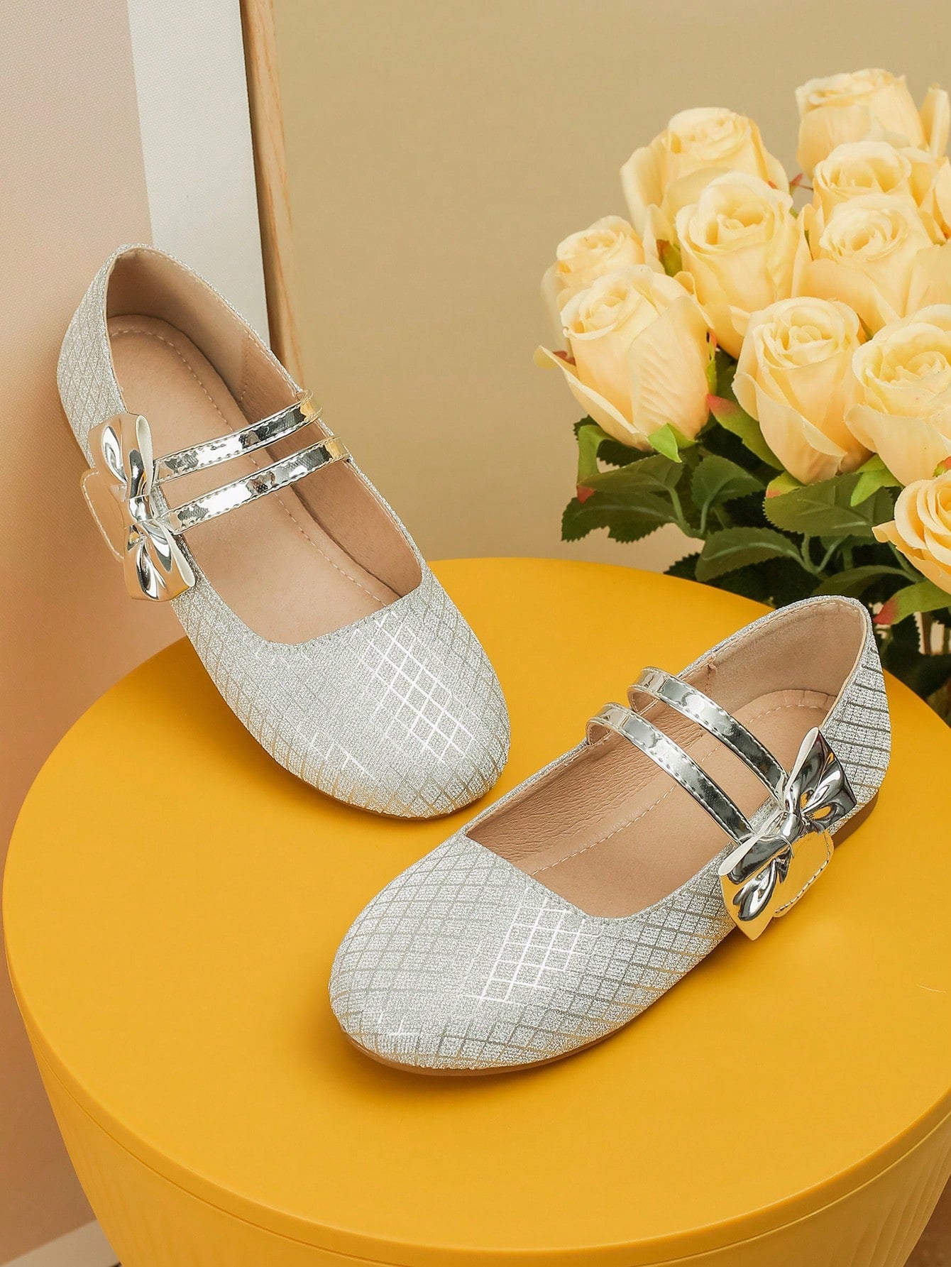 1pair Girls' Fashionable Metallic Flat Shoes For Teenagers & Dance, All-Match Style